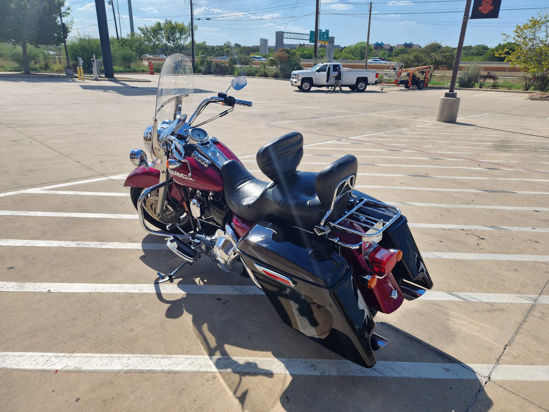 2004 Harley-Davidson FLHRS/FLHRSI Road King® Custom in San Antonio, Texas - Photo 6