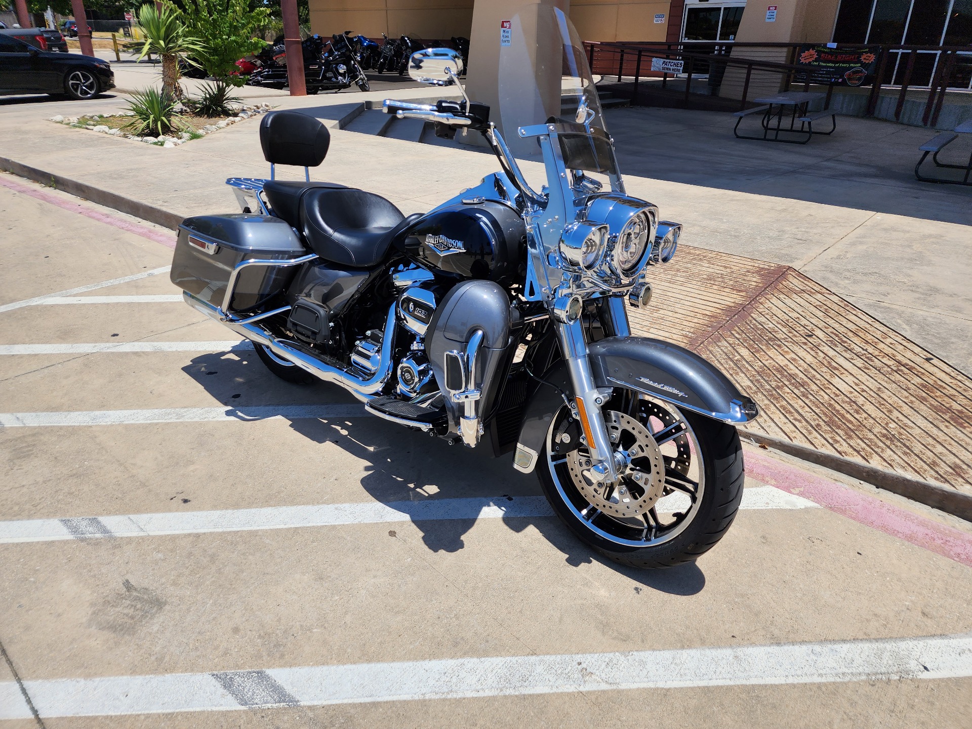 2022 Harley-Davidson Road King® in San Antonio, Texas - Photo 2