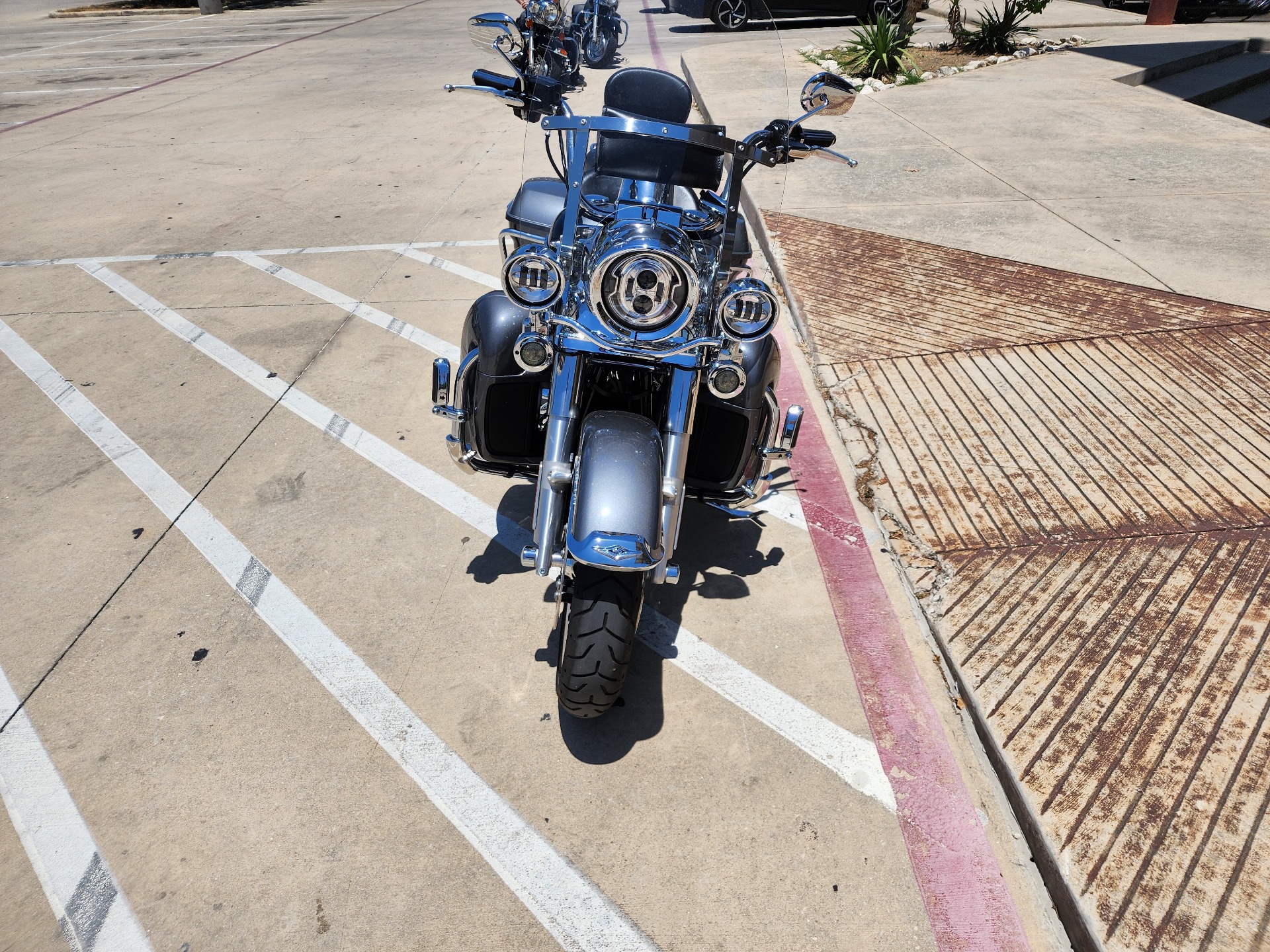2022 Harley-Davidson Road King® in San Antonio, Texas - Photo 3