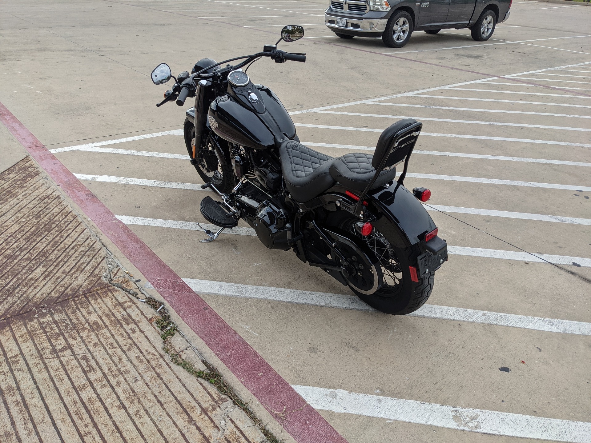 2017 Harley-Davidson Softail Slim® S in San Antonio, Texas - Photo 6