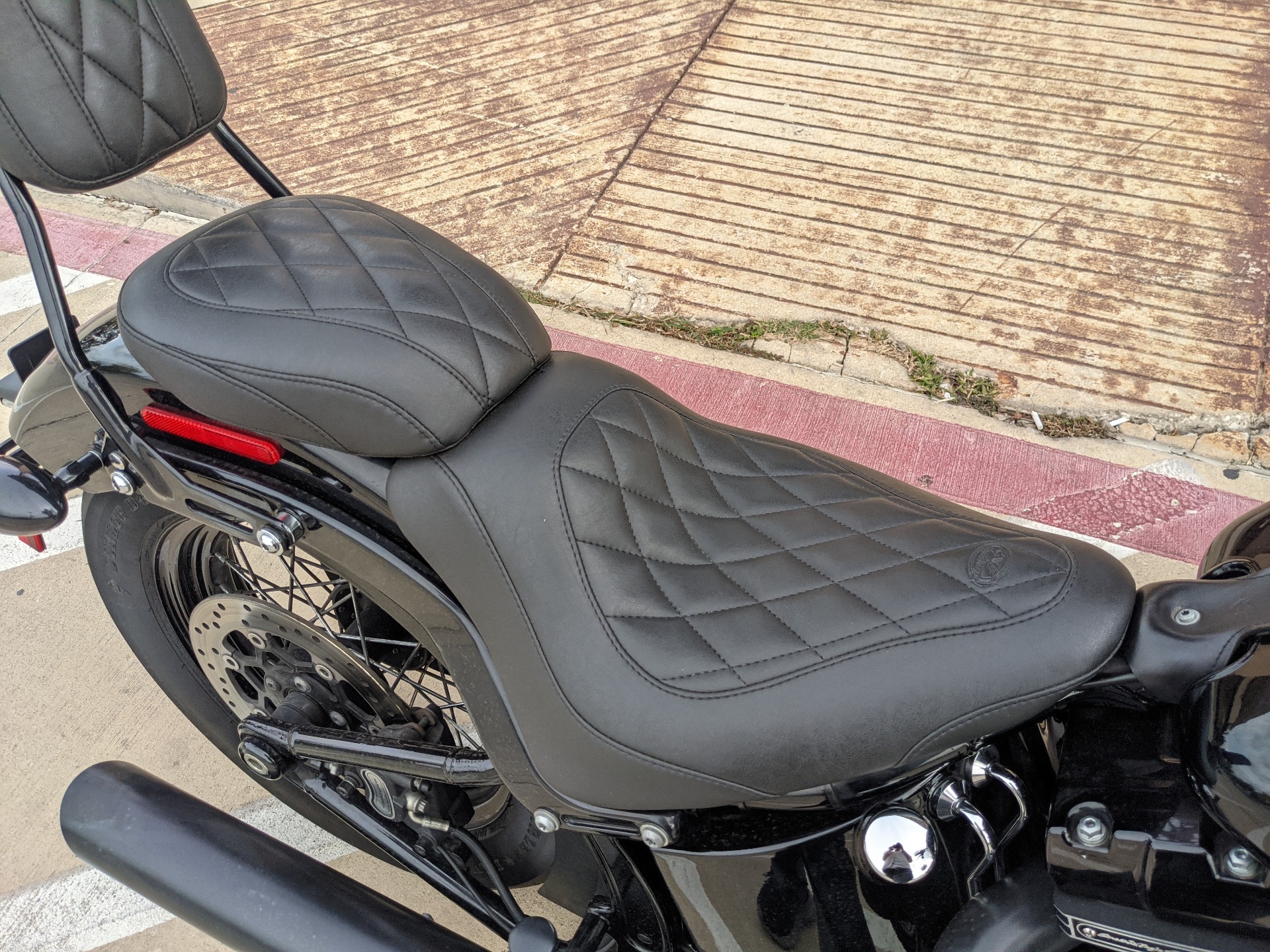2017 Harley-Davidson Softail Slim® S in San Antonio, Texas - Photo 10