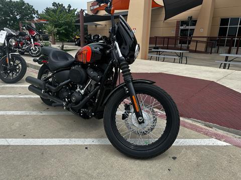 2021 Harley-Davidson Street Bob® 114 in San Antonio, Texas - Photo 2