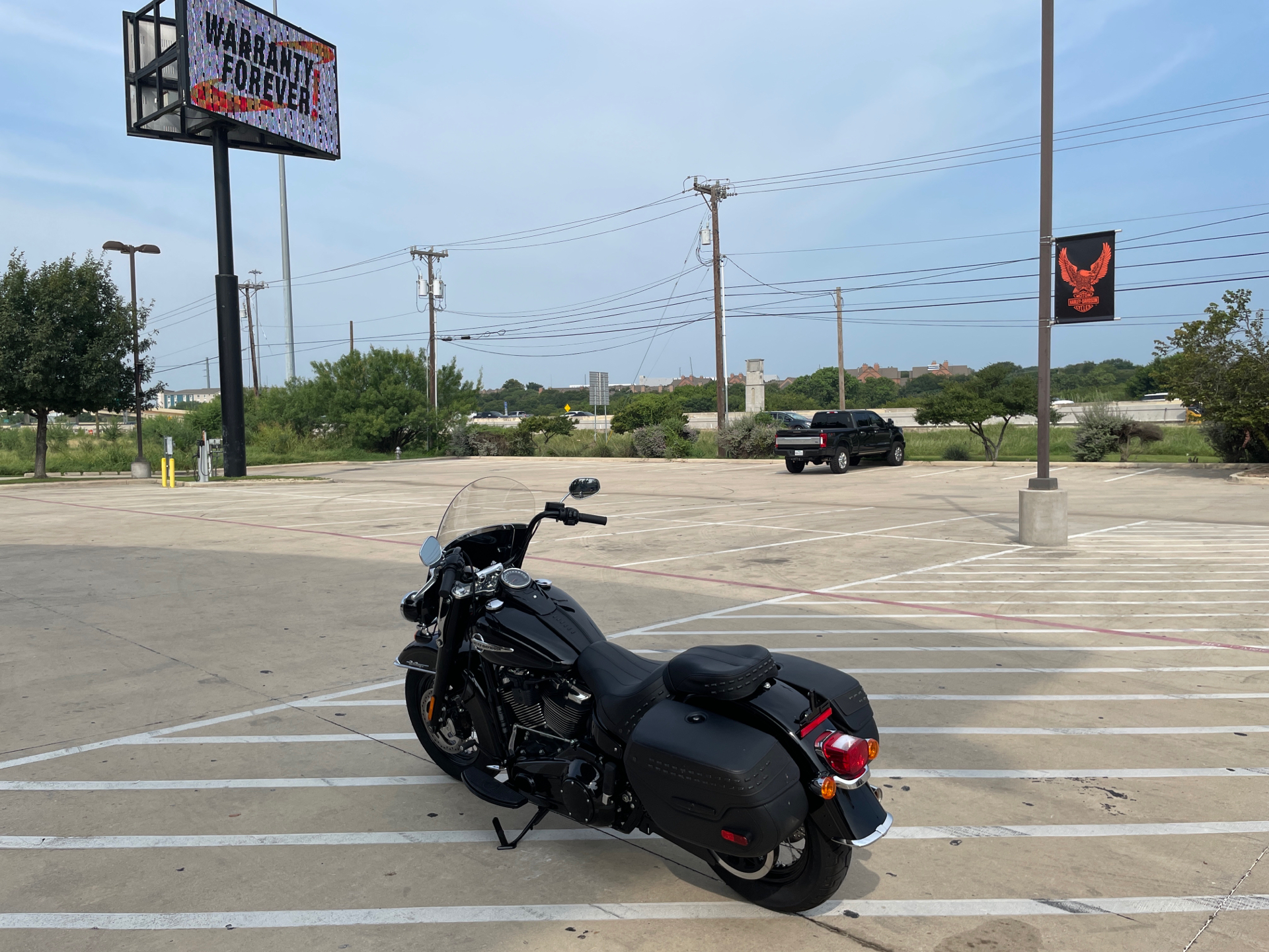 2019 Harley-Davidson Heritage Classic 107 in San Antonio, Texas - Photo 6