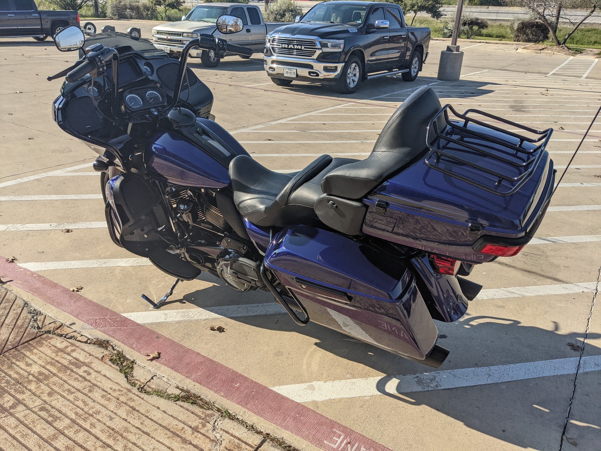 2020 Harley-Davidson Road Glide® Limited in San Antonio, Texas - Photo 6