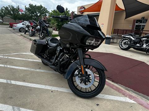 2019 Harley-Davidson Road Glide® Special in San Antonio, Texas - Photo 2