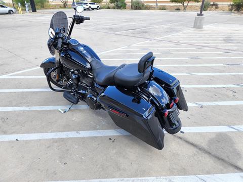 2017 Harley-Davidson Road King® Special in San Antonio, Texas - Photo 6