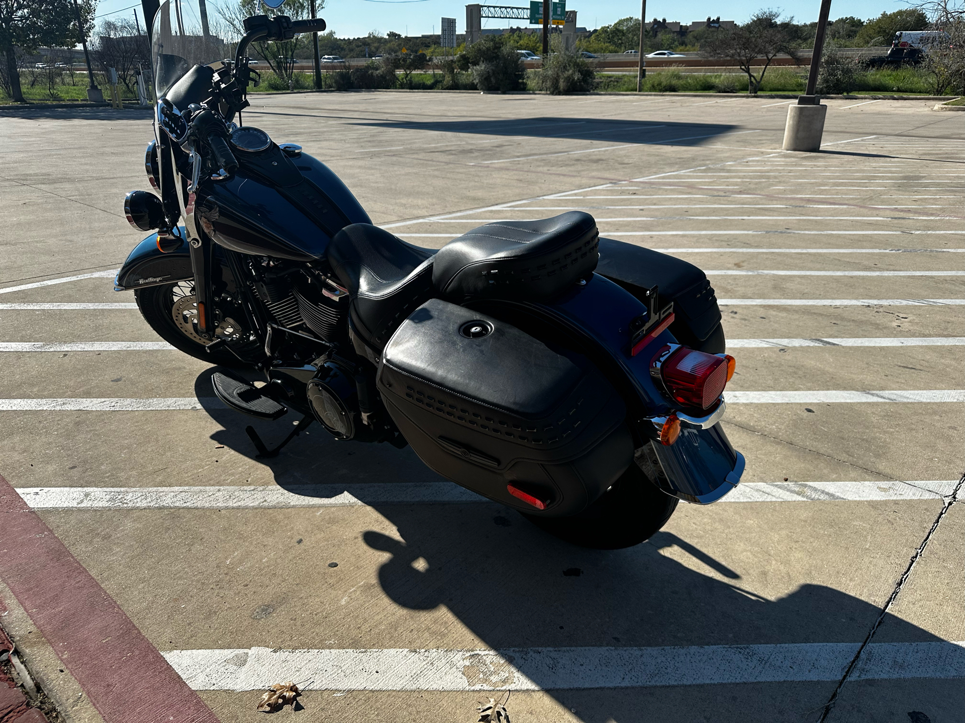 2018 Harley-Davidson 115th Anniversary Heritage Classic 114 in San Antonio, Texas - Photo 6