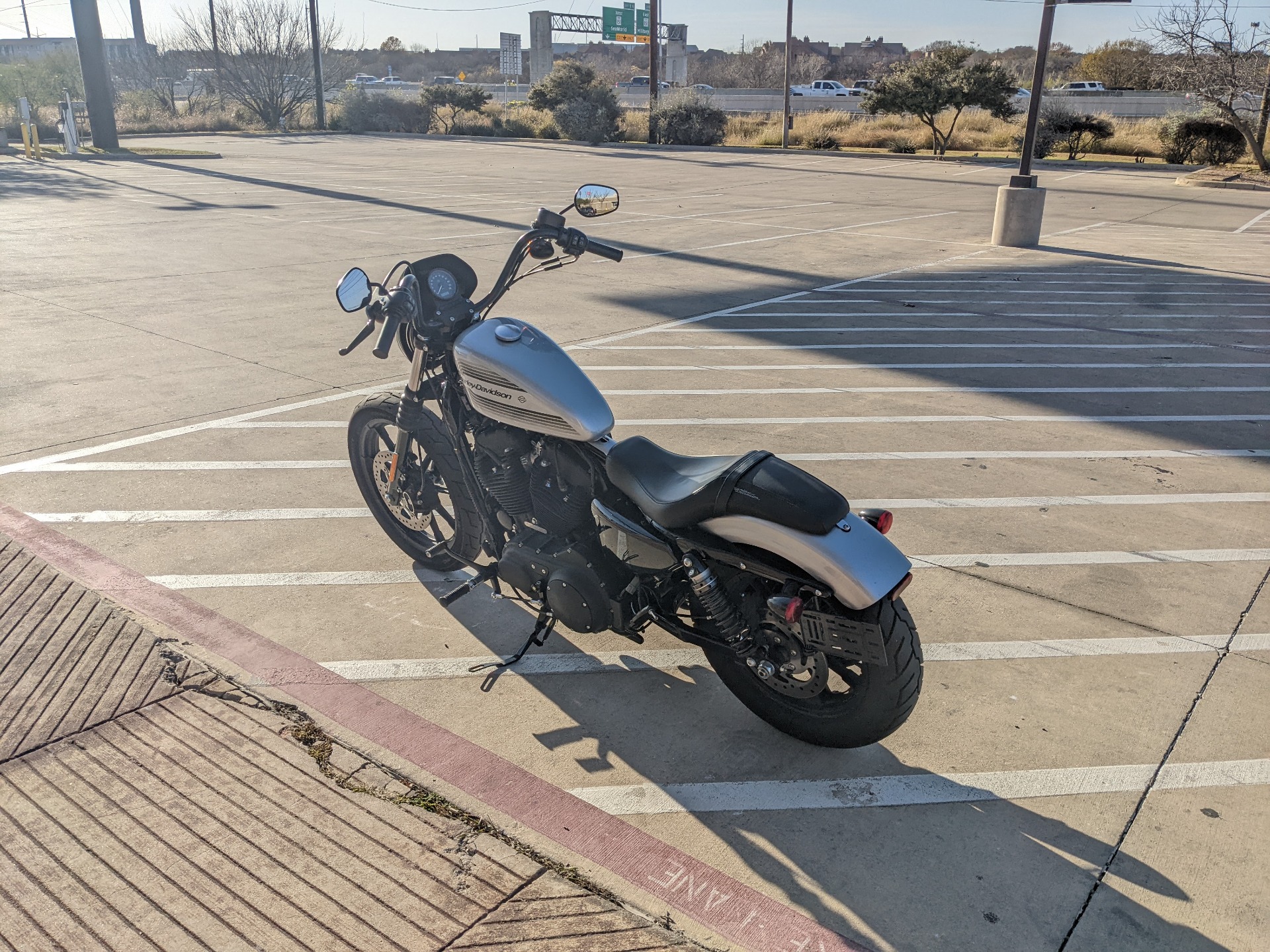 2020 Harley-Davidson Iron 1200™ in San Antonio, Texas - Photo 6