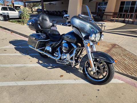 2015 Harley-Davidson Electra Glide® Ultra Classic® Low in San Antonio, Texas - Photo 2