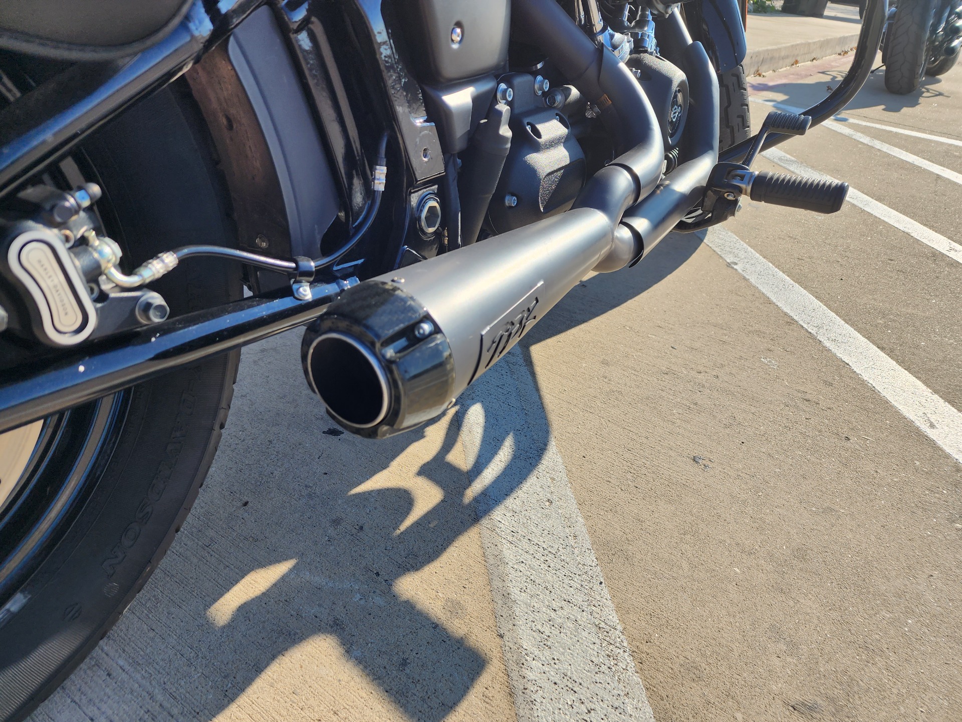 2019 Harley-Davidson Street Bob® in San Antonio, Texas - Photo 9