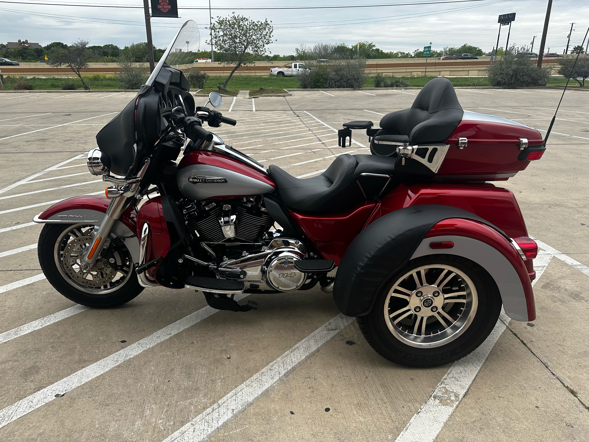 2019 Harley-Davidson Tri Glide® Ultra in San Antonio, Texas - Photo 5