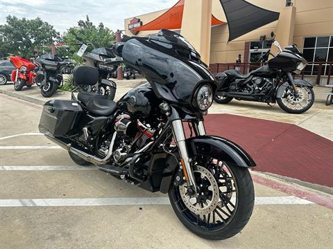 2022 Harley-Davidson CVO™ Street Glide® in San Antonio, Texas - Photo 2