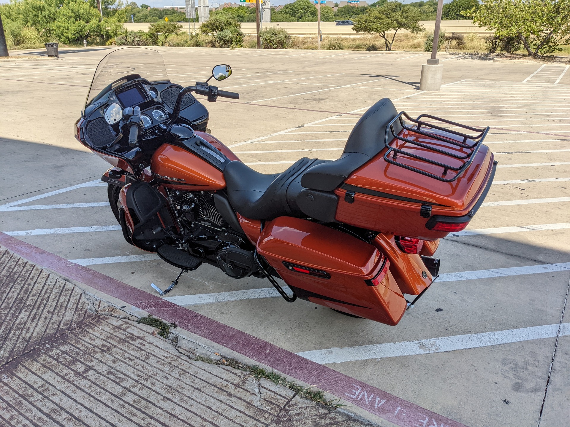 2020 Harley-Davidson Road Glide® Limited in San Antonio, Texas - Photo 6