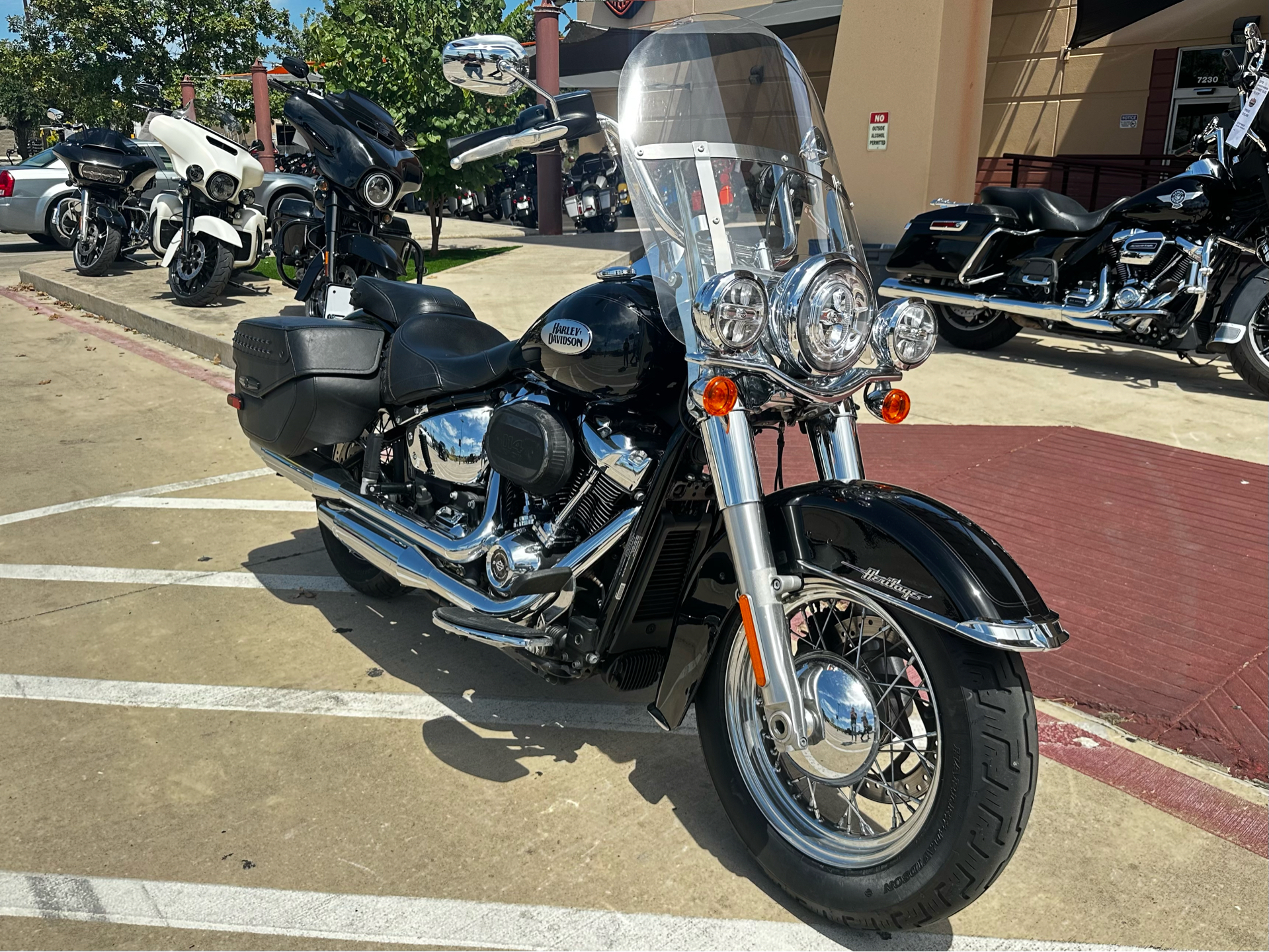 2022 Harley-Davidson Heritage Classic 114 in San Antonio, Texas - Photo 2