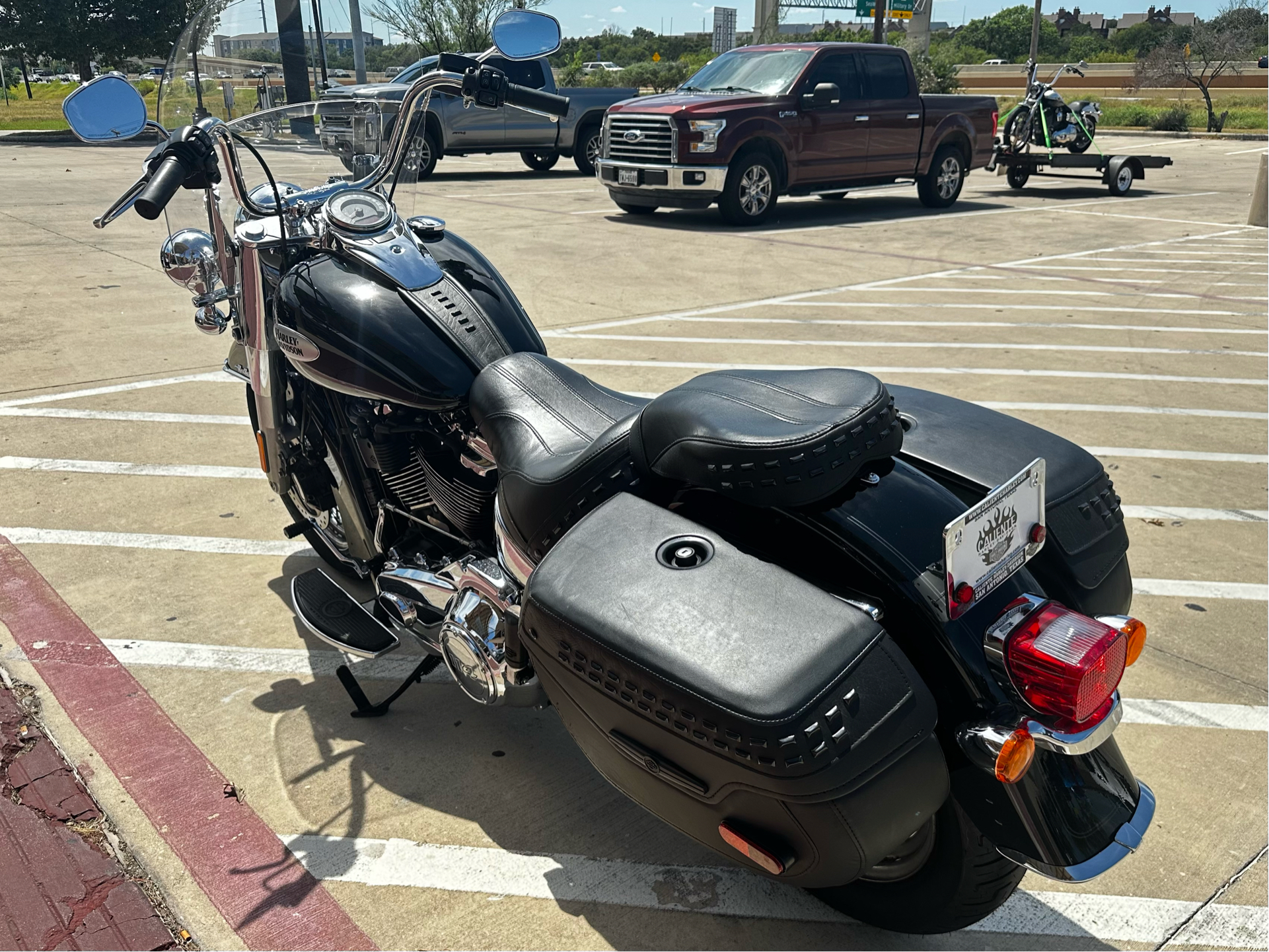 2022 Harley-Davidson Heritage Classic 114 in San Antonio, Texas - Photo 6