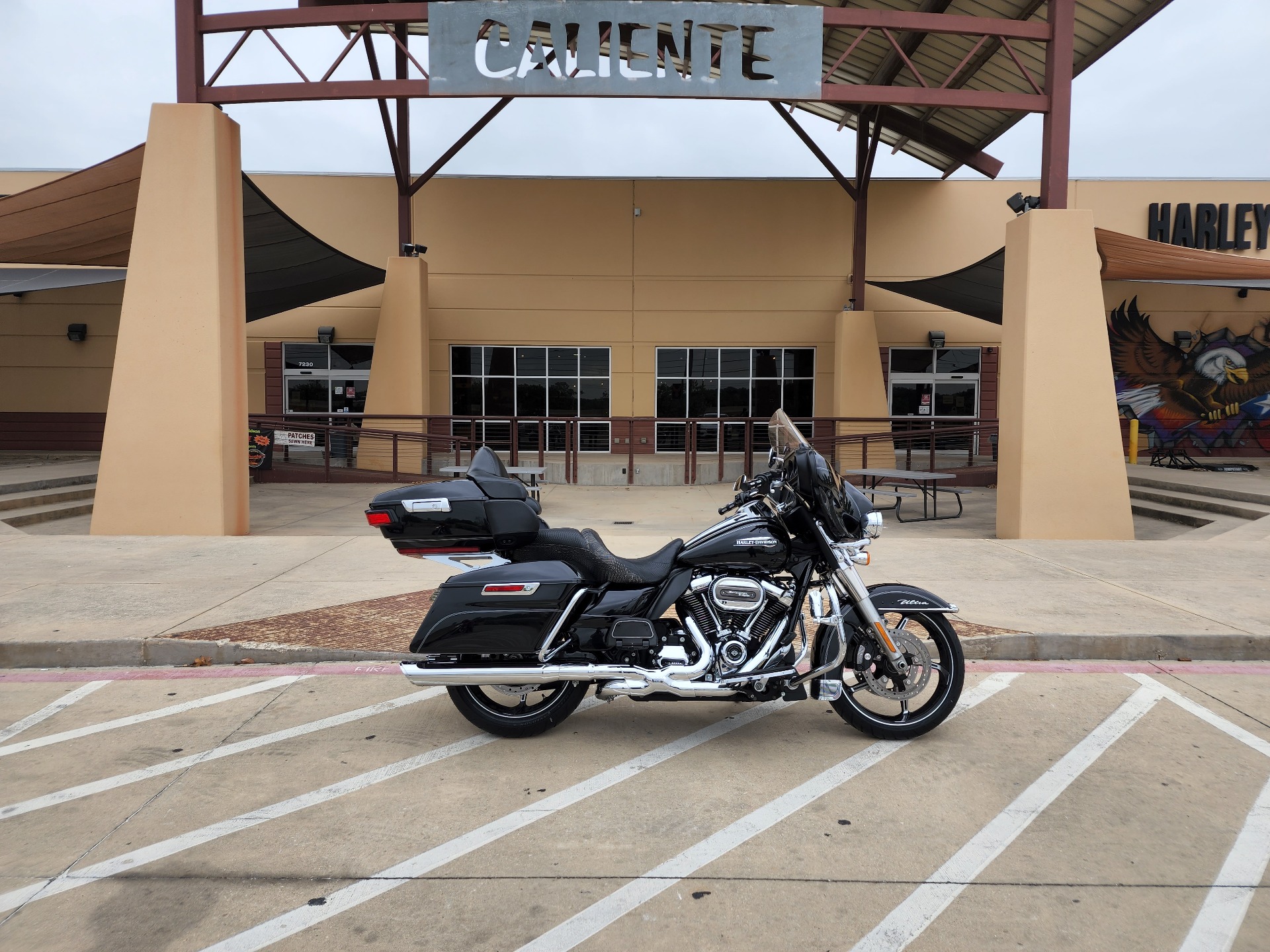 2017 Harley-Davidson Electra Glide® Ultra Classic® in San Antonio, Texas - Photo 1