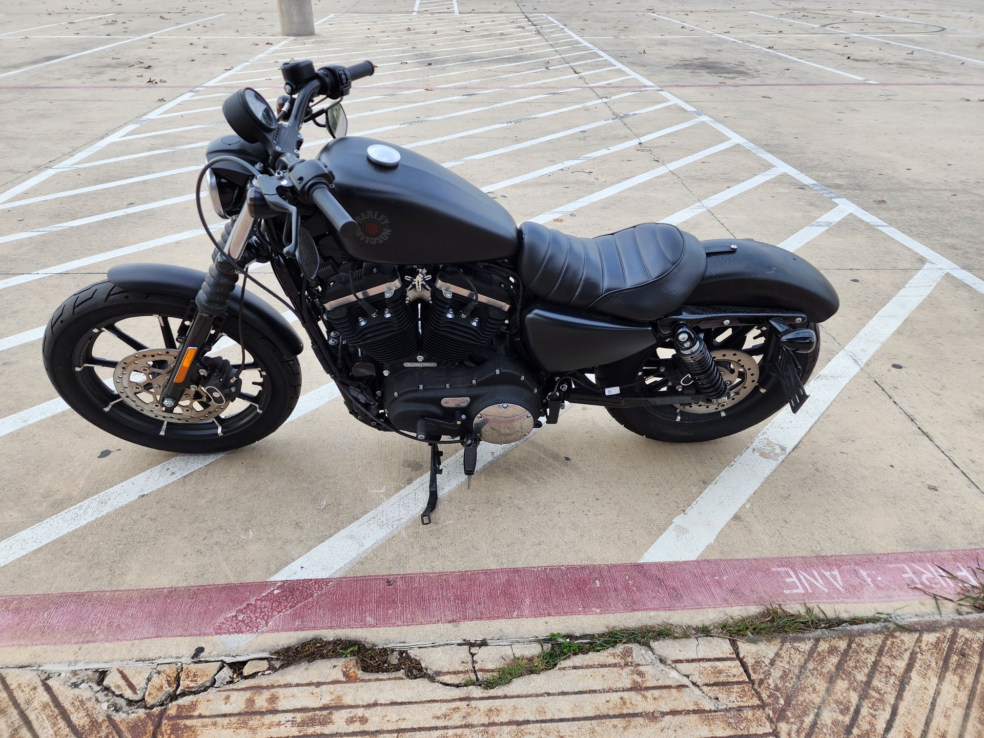 2021 Harley-Davidson Iron 883™ in San Antonio, Texas - Photo 5