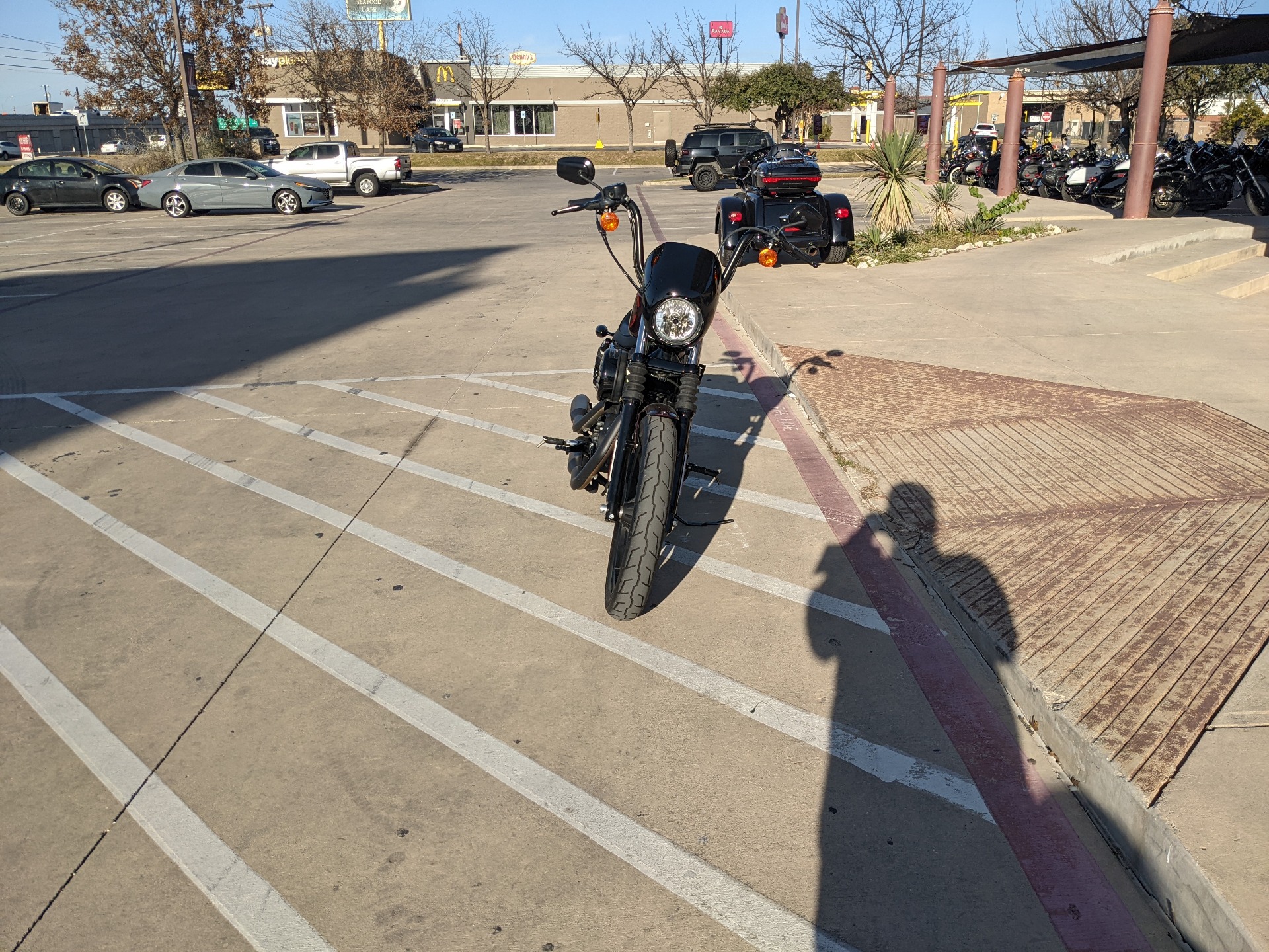 2019 Harley-Davidson Iron 1200™ in San Antonio, Texas - Photo 3