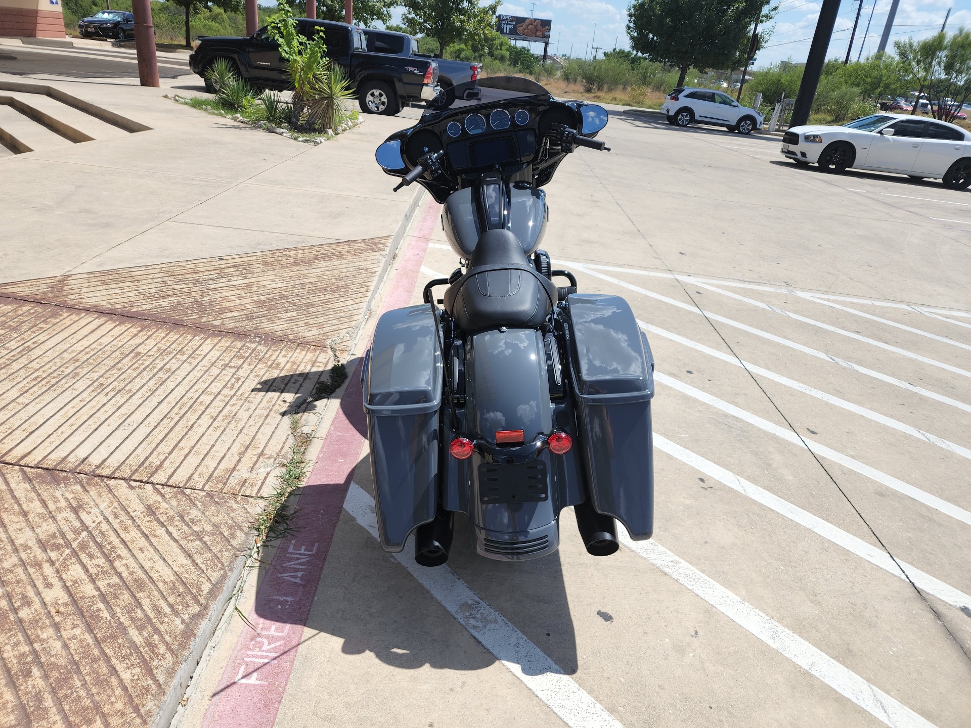 2022 Harley-Davidson Street Glide® Special in San Antonio, Texas - Photo 5
