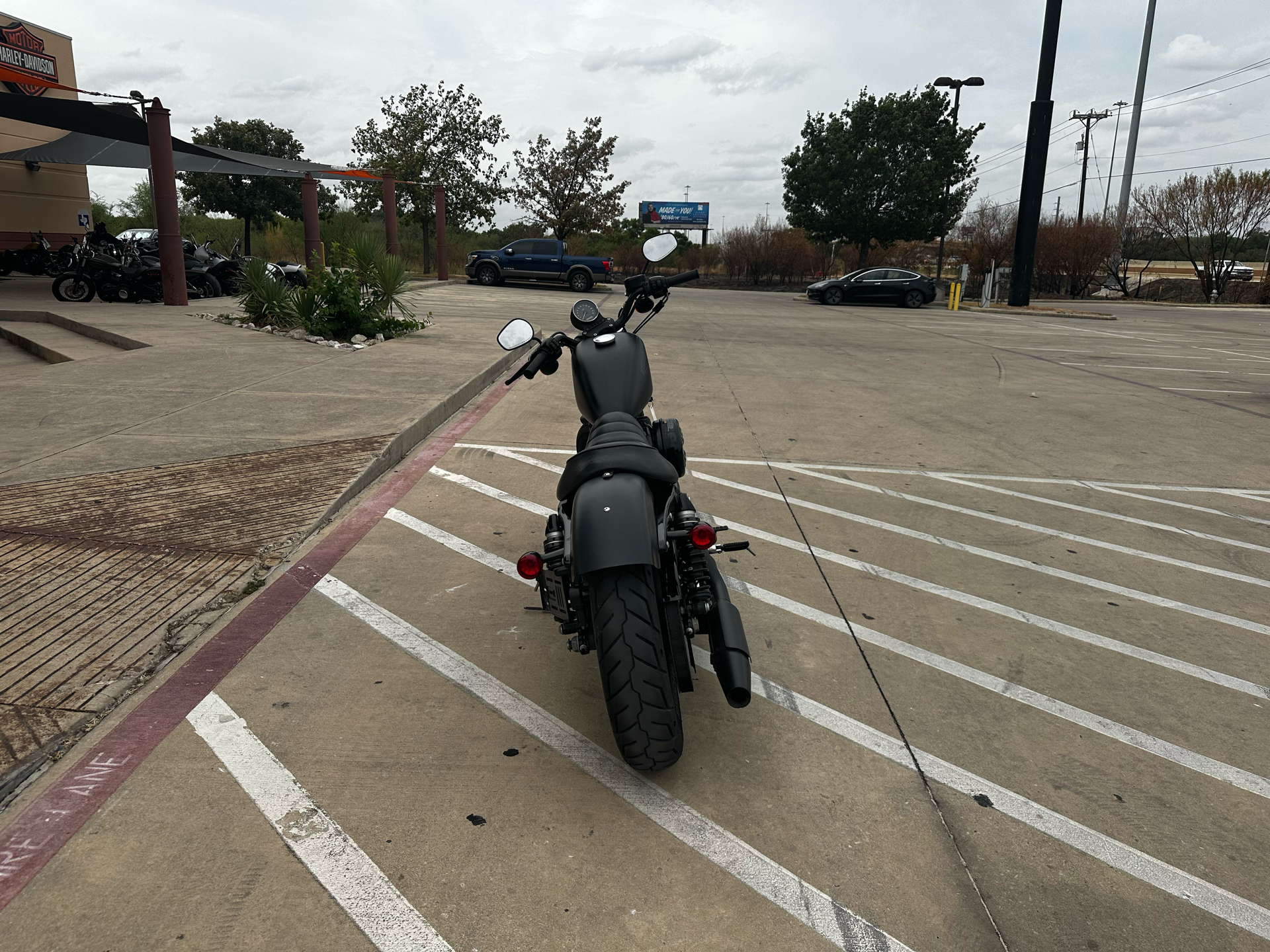 2018 Harley-Davidson Iron 883™ in San Antonio, Texas - Photo 7