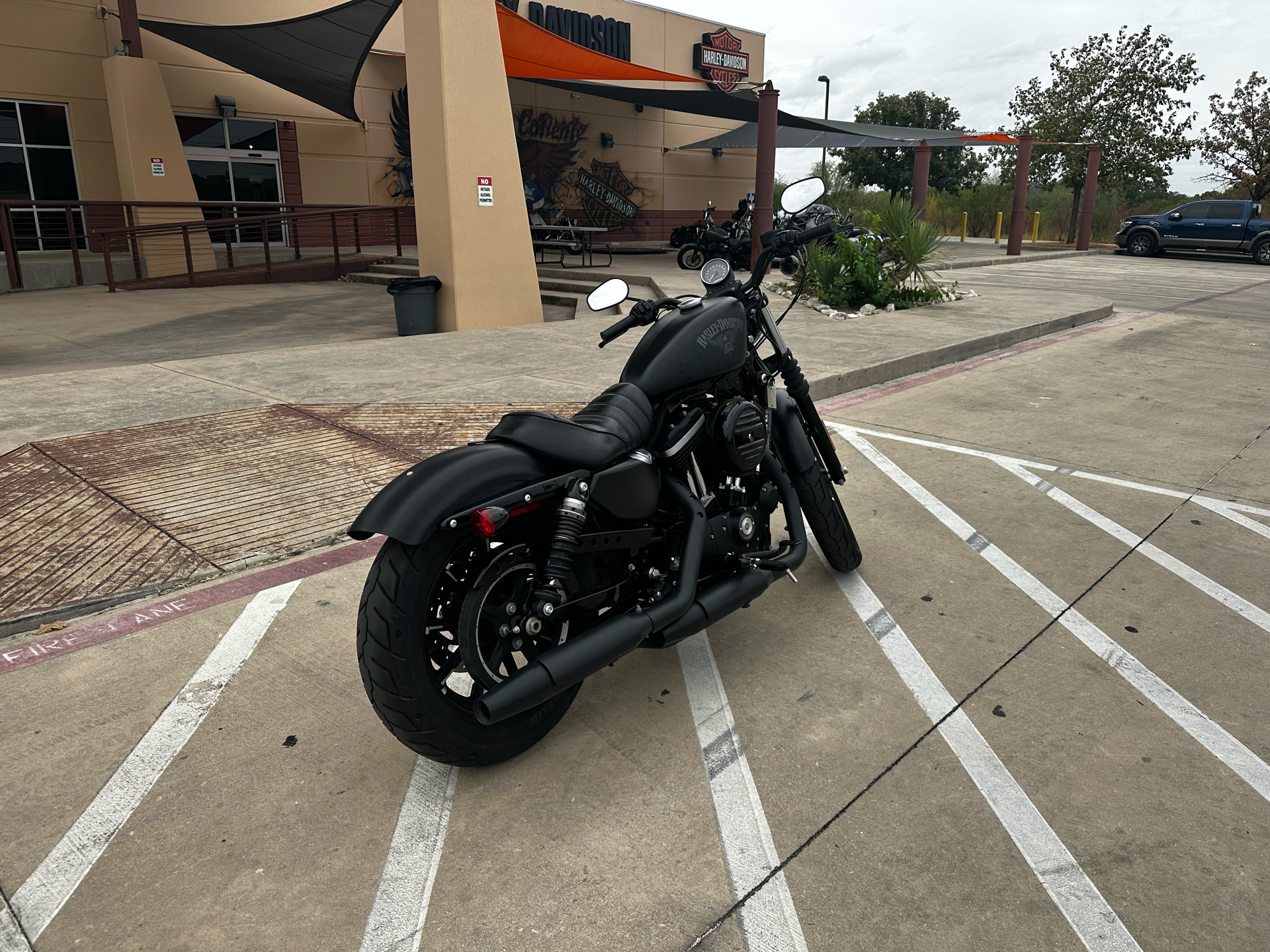 2018 Harley-Davidson Iron 883™ in San Antonio, Texas - Photo 8