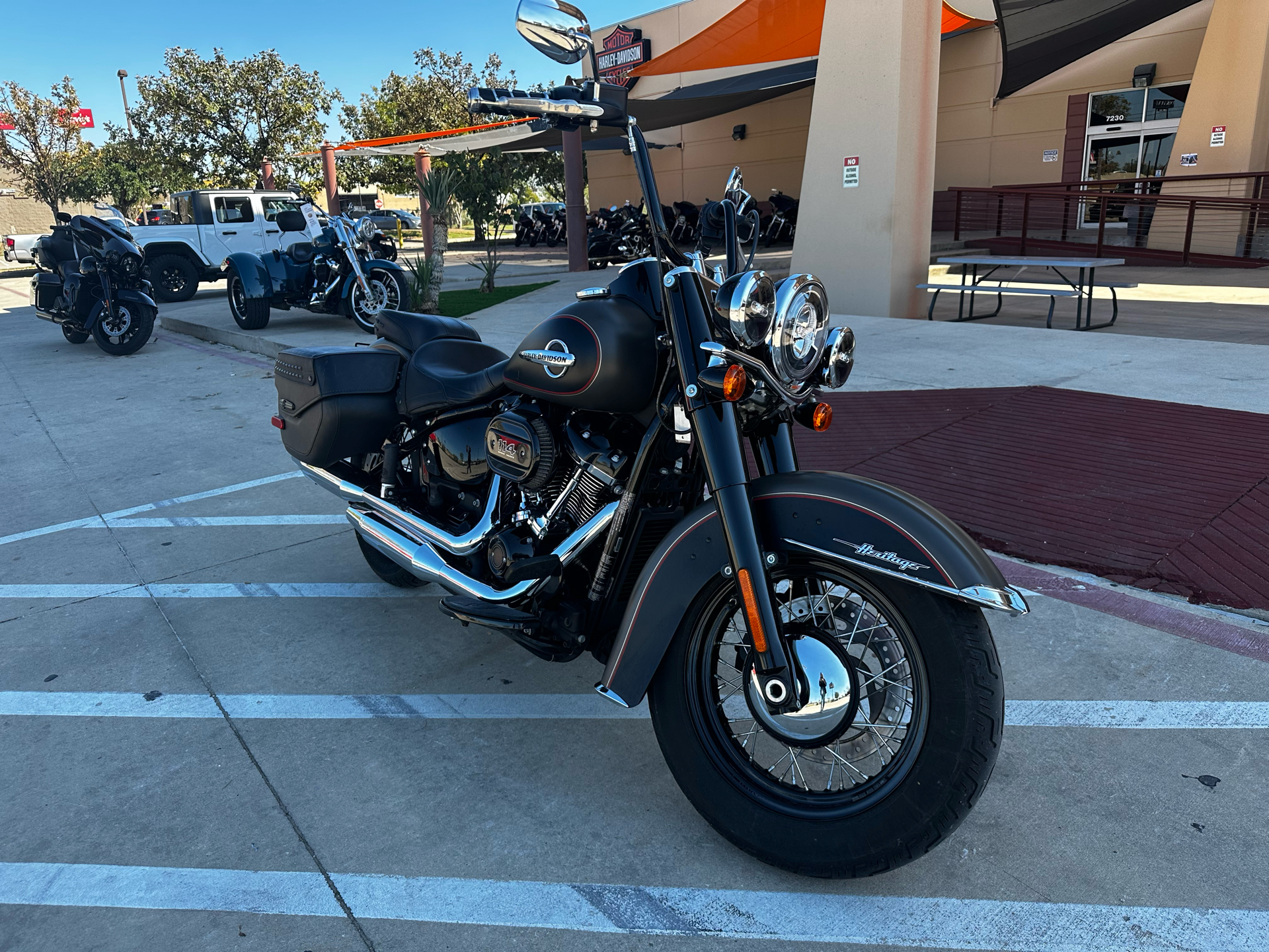 2018 Harley-Davidson Heritage Classic 114 in San Antonio, Texas - Photo 2