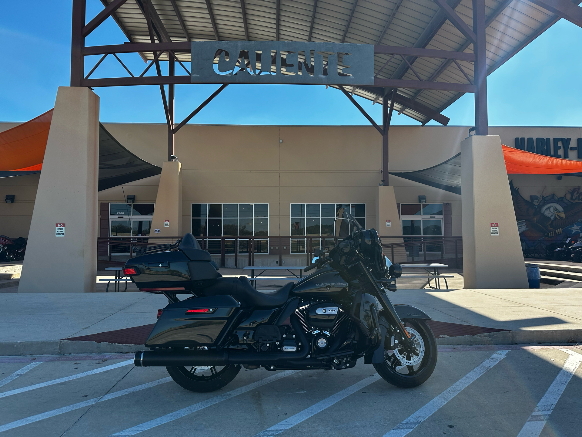 2020 Harley-Davidson Ultra Limited in San Antonio, Texas - Photo 1