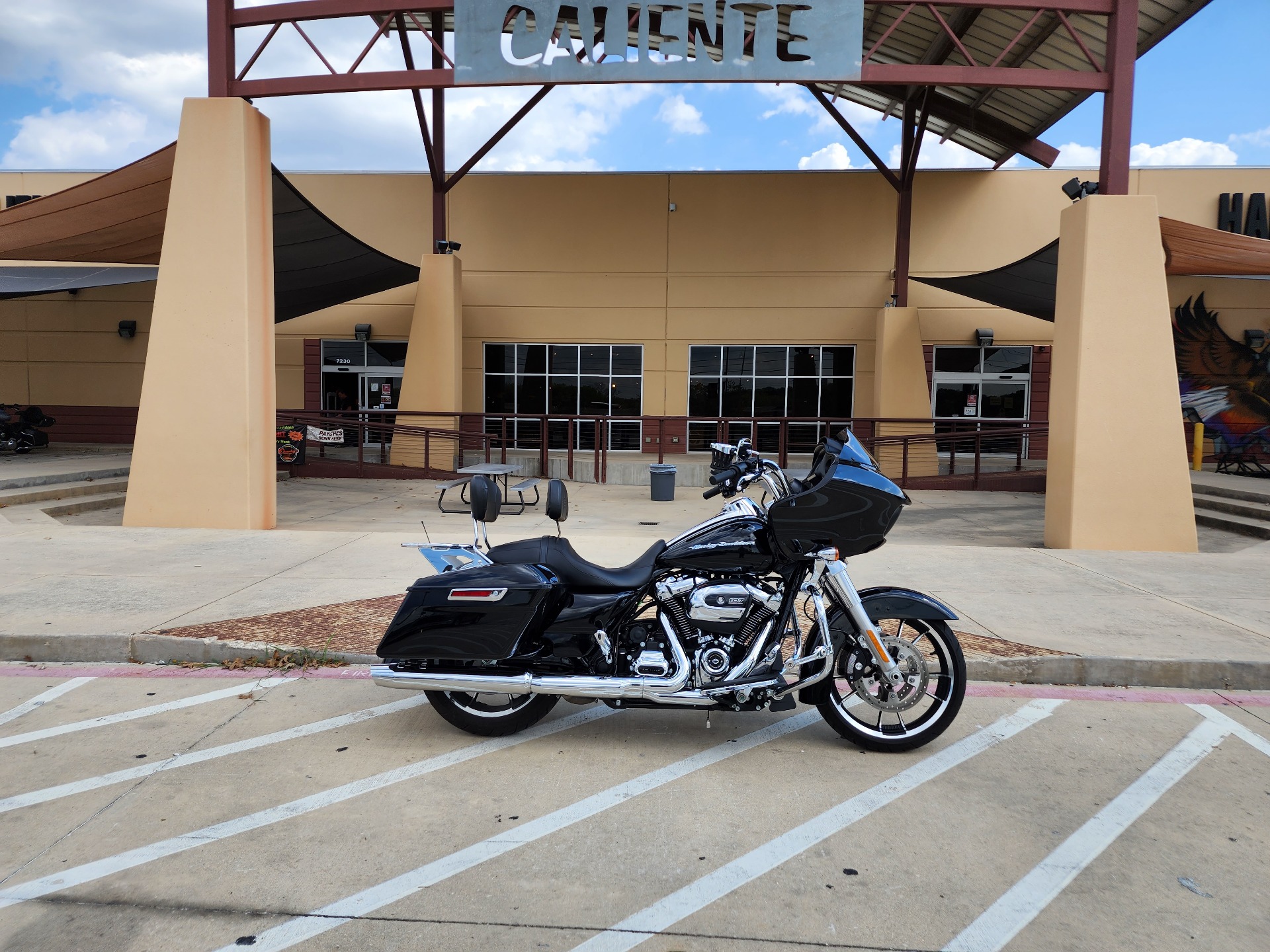 2020 Harley-Davidson Road Glide® in San Antonio, Texas - Photo 1