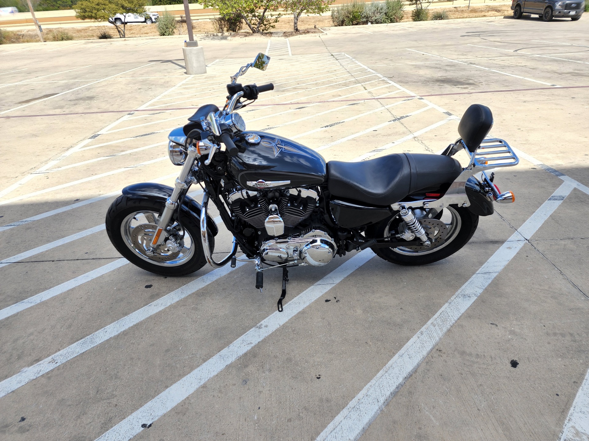 2013 Harley-Davidson Sportster® 1200 Custom in San Antonio, Texas - Photo 5