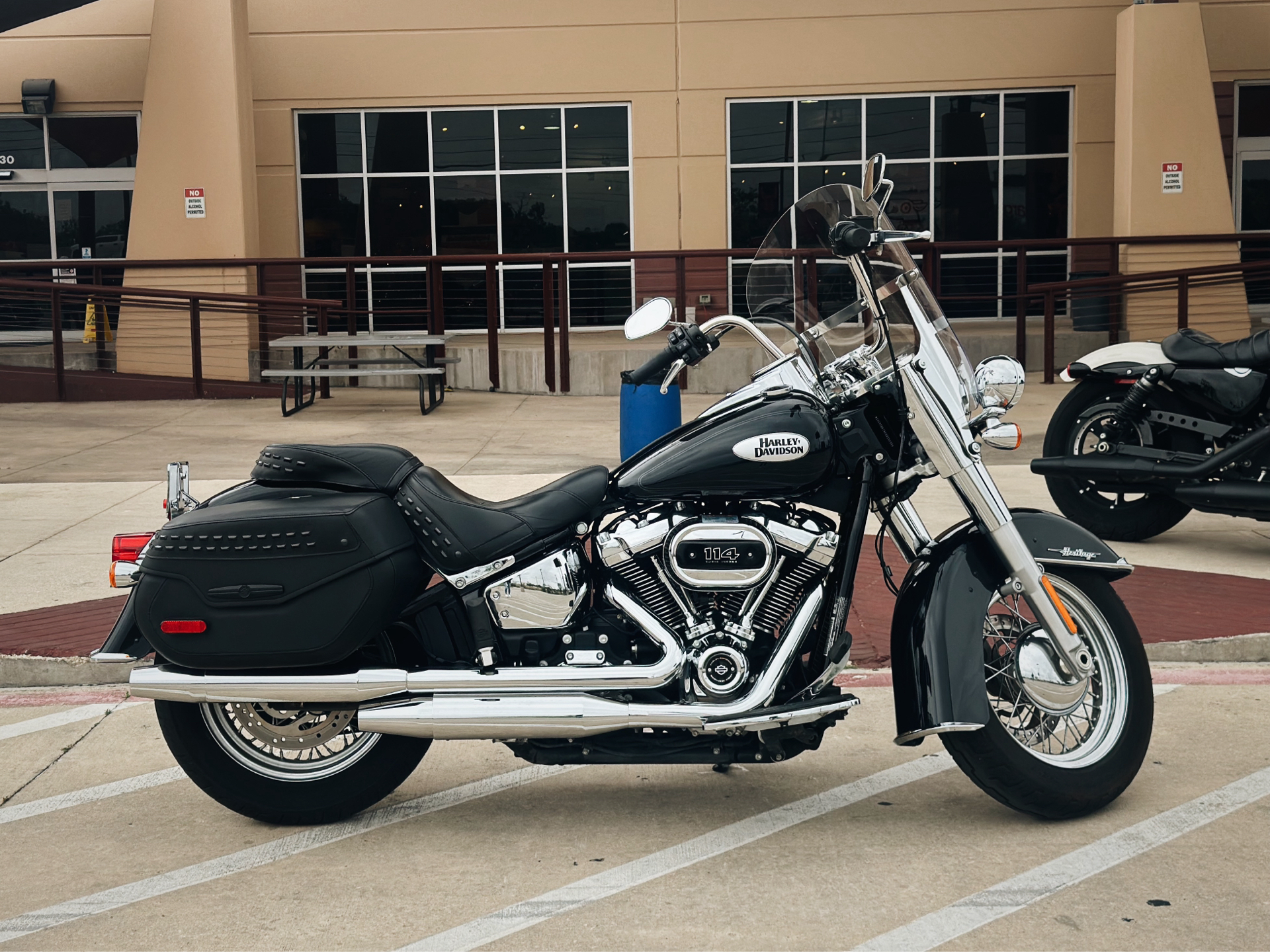 2023 Harley-Davidson Heritage Classic 114 in San Antonio, Texas - Photo 3