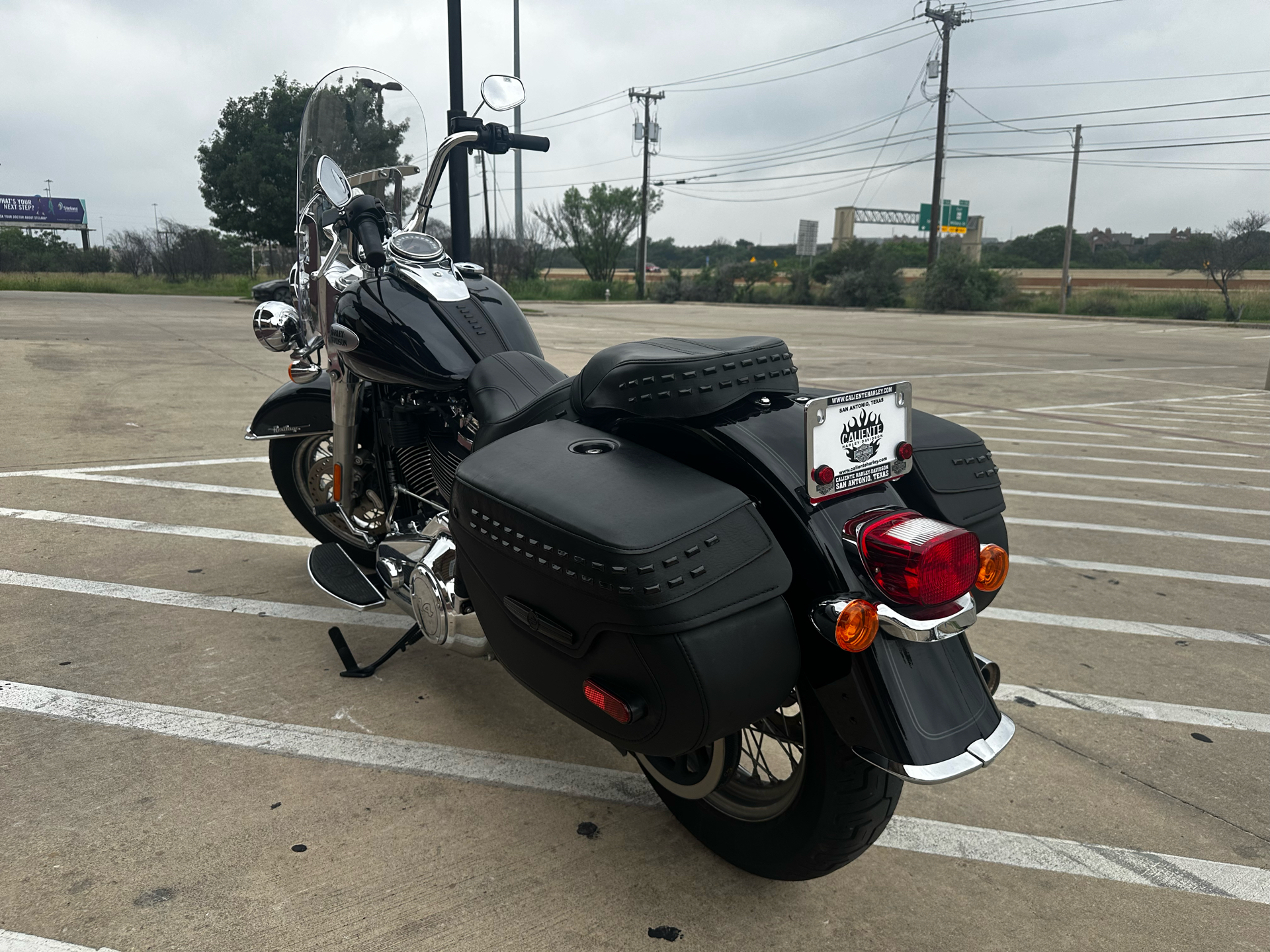 2023 Harley-Davidson Heritage Classic 114 in San Antonio, Texas - Photo 8