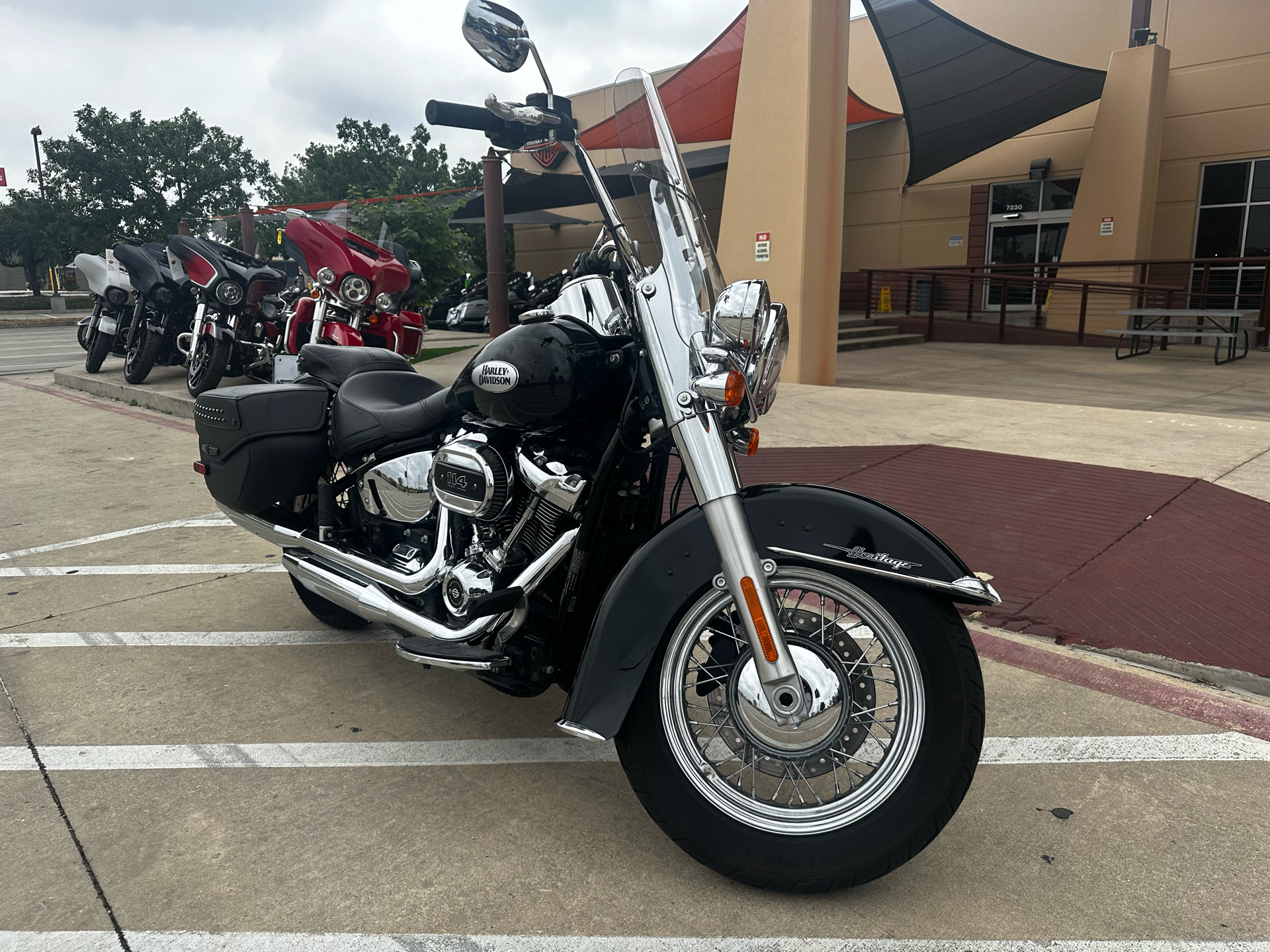 2023 Harley-Davidson Heritage Classic 114 in San Antonio, Texas - Photo 2