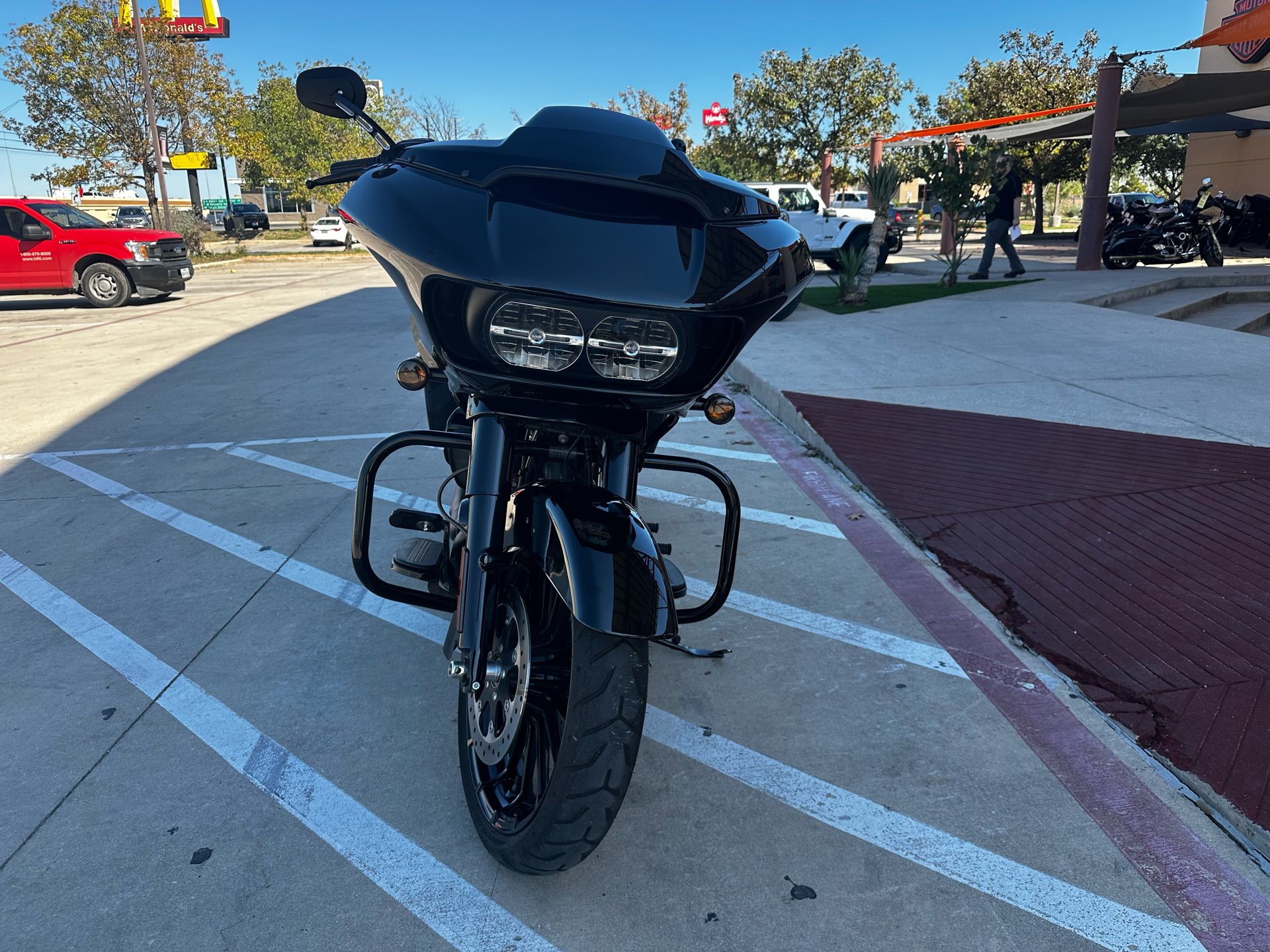 2019 Harley-Davidson Road Glide in San Antonio, Texas - Photo 3