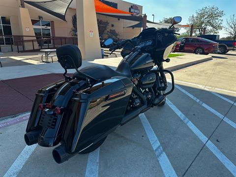 2019 Harley-Davidson Road Glide in San Antonio, Texas - Photo 8