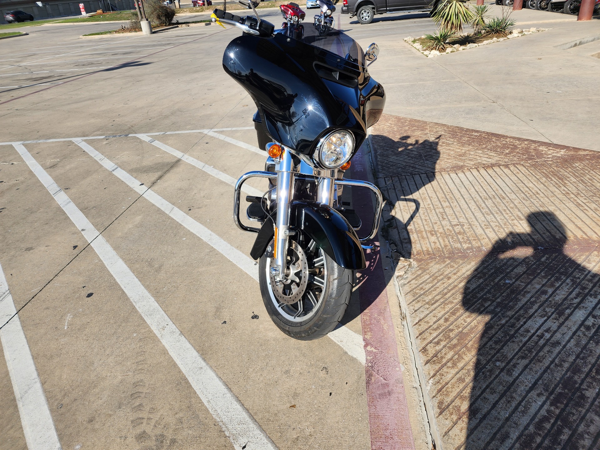 2019 Harley-Davidson Electra Glide® Standard in San Antonio, Texas - Photo 3