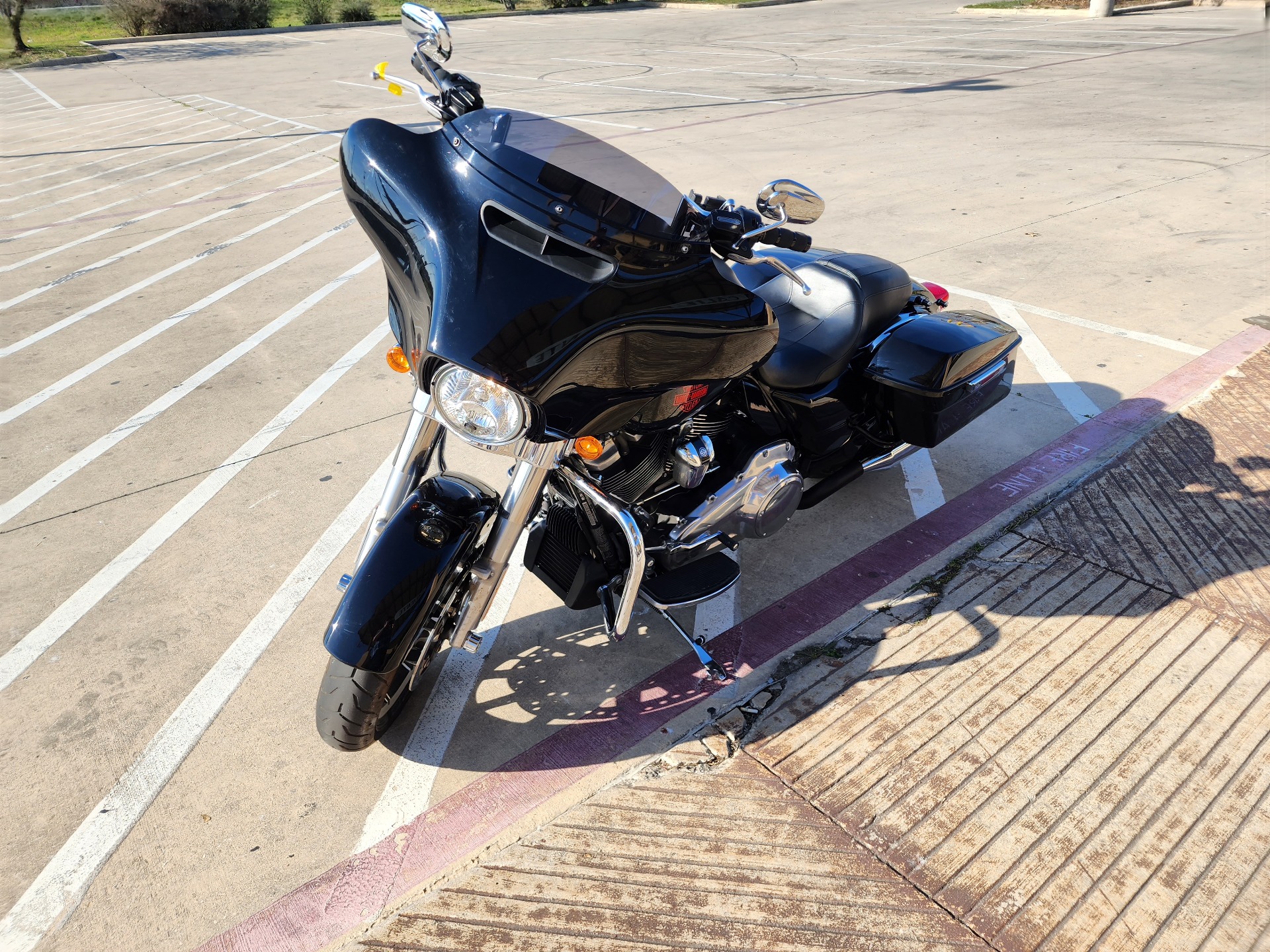 2019 Harley-Davidson Electra Glide® Standard in San Antonio, Texas - Photo 4
