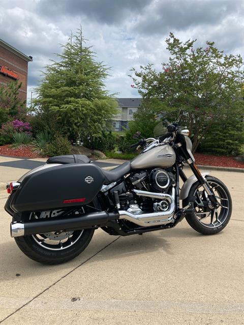 2018 Harley-Davidson Sport Glide® in Burlington, North Carolina - Photo 5