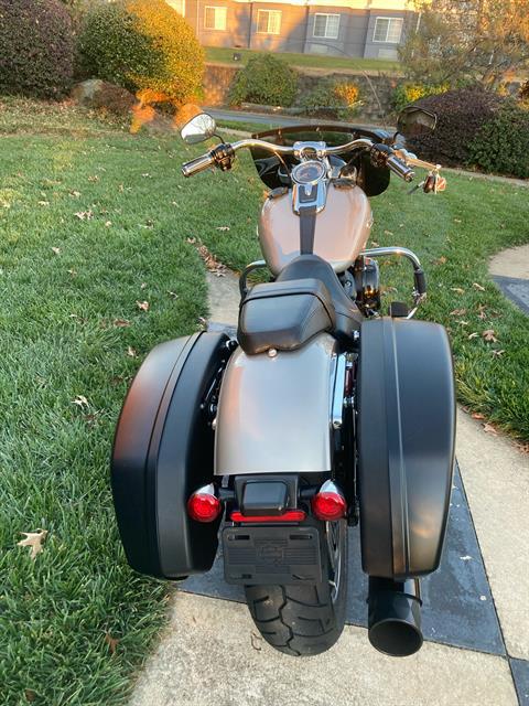 2018 Harley-Davidson Sport Glide® in Burlington, North Carolina - Photo 5