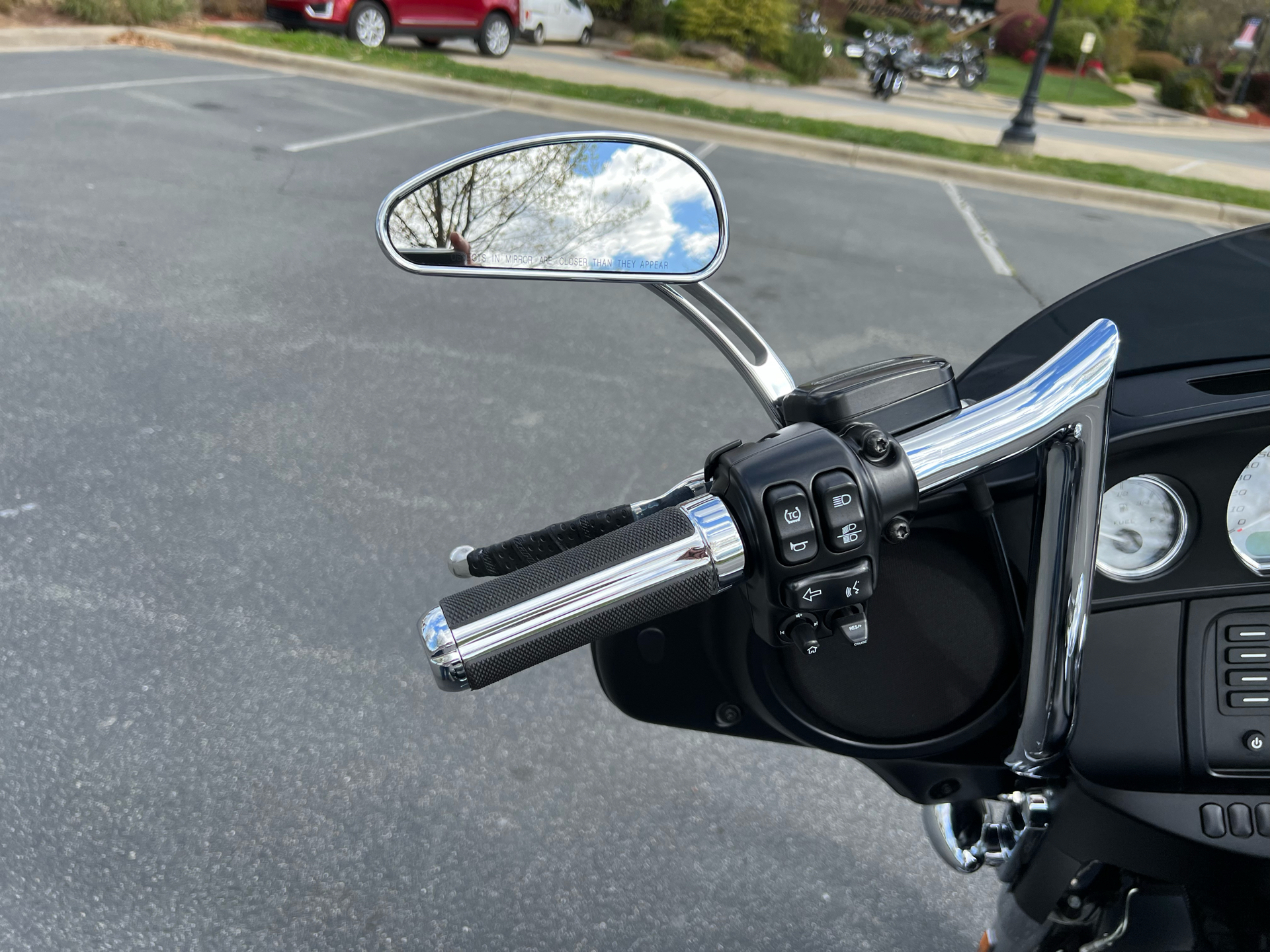 2020 Harley-Davidson Street Glide® in Burlington, North Carolina - Photo 9