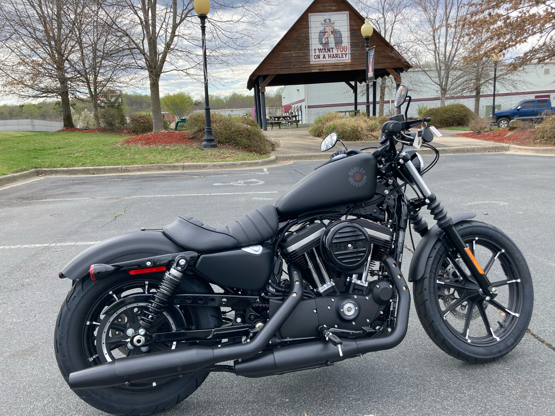 2022 Harley-Davidson Iron 883™ in Burlington, North Carolina - Photo 1