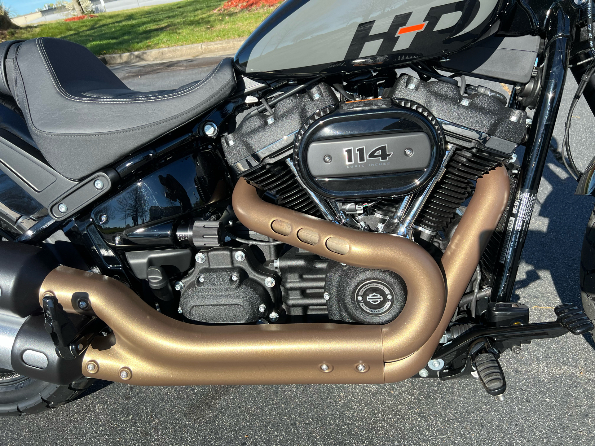 2022 Harley-Davidson Fat Bob® 114 in Burlington, North Carolina - Photo 2