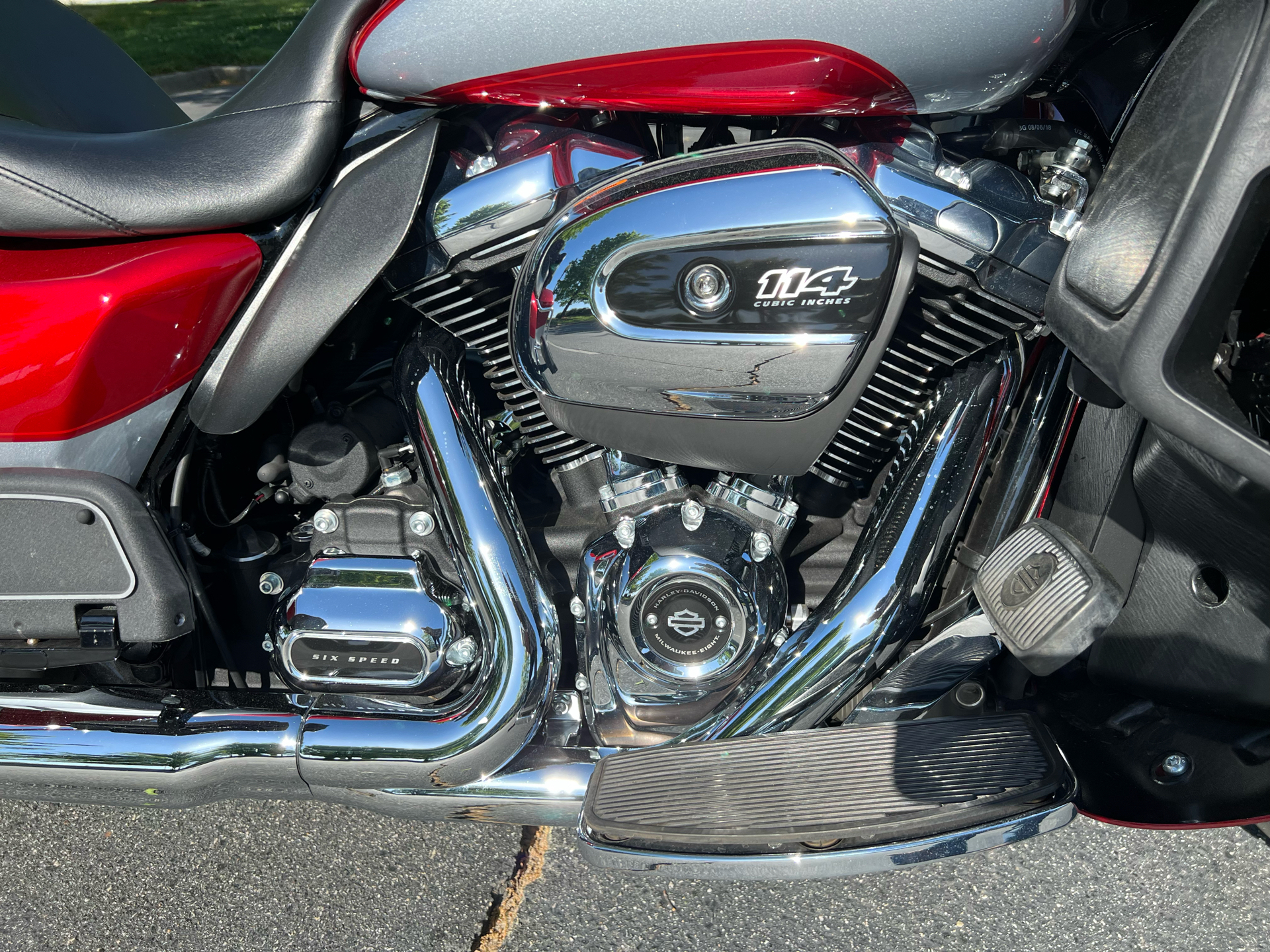 2019 Harley-Davidson Road Glide® Ultra in Burlington, North Carolina - Photo 2