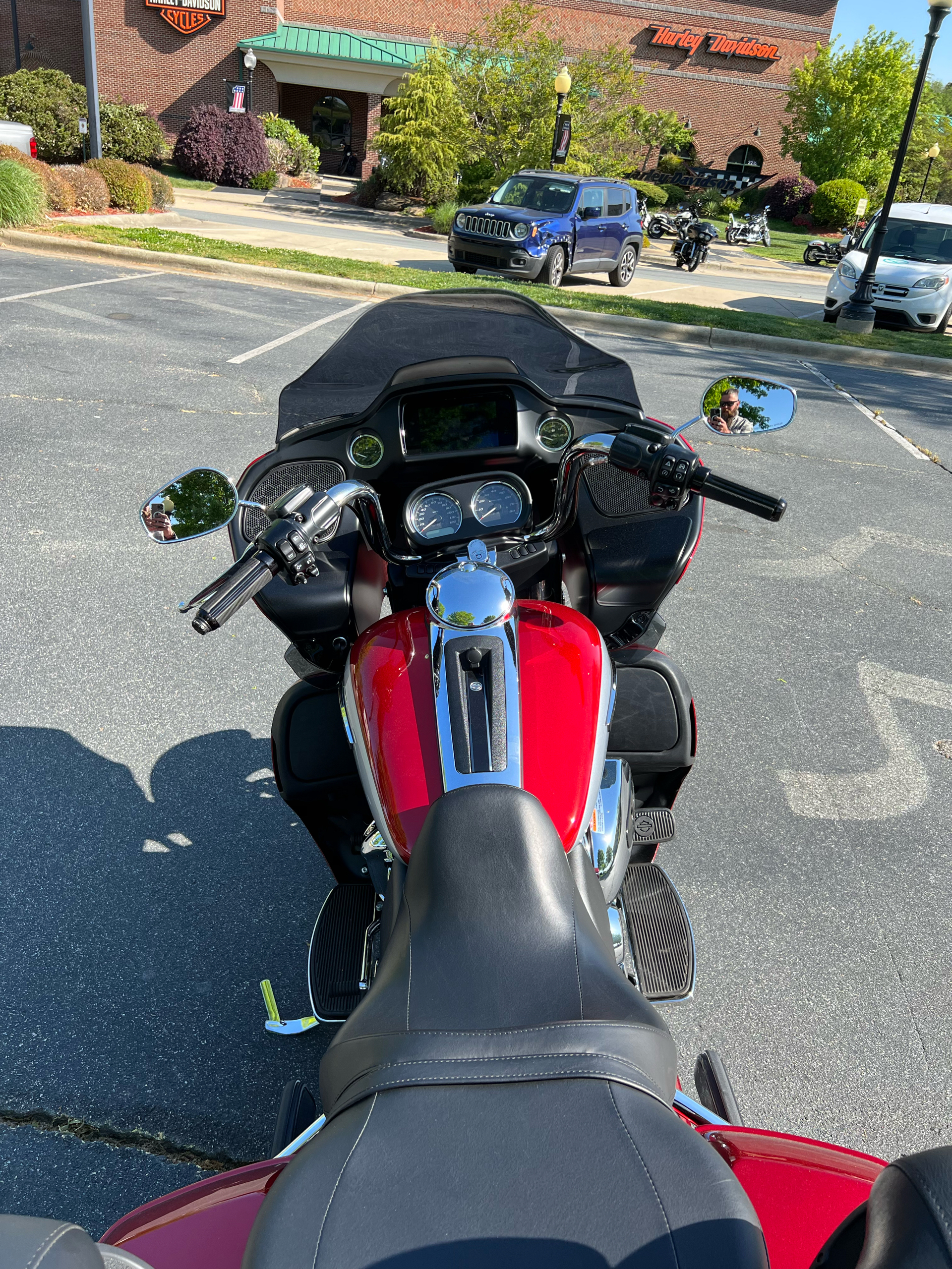 2019 Harley-Davidson Road Glide® Ultra in Burlington, North Carolina - Photo 8