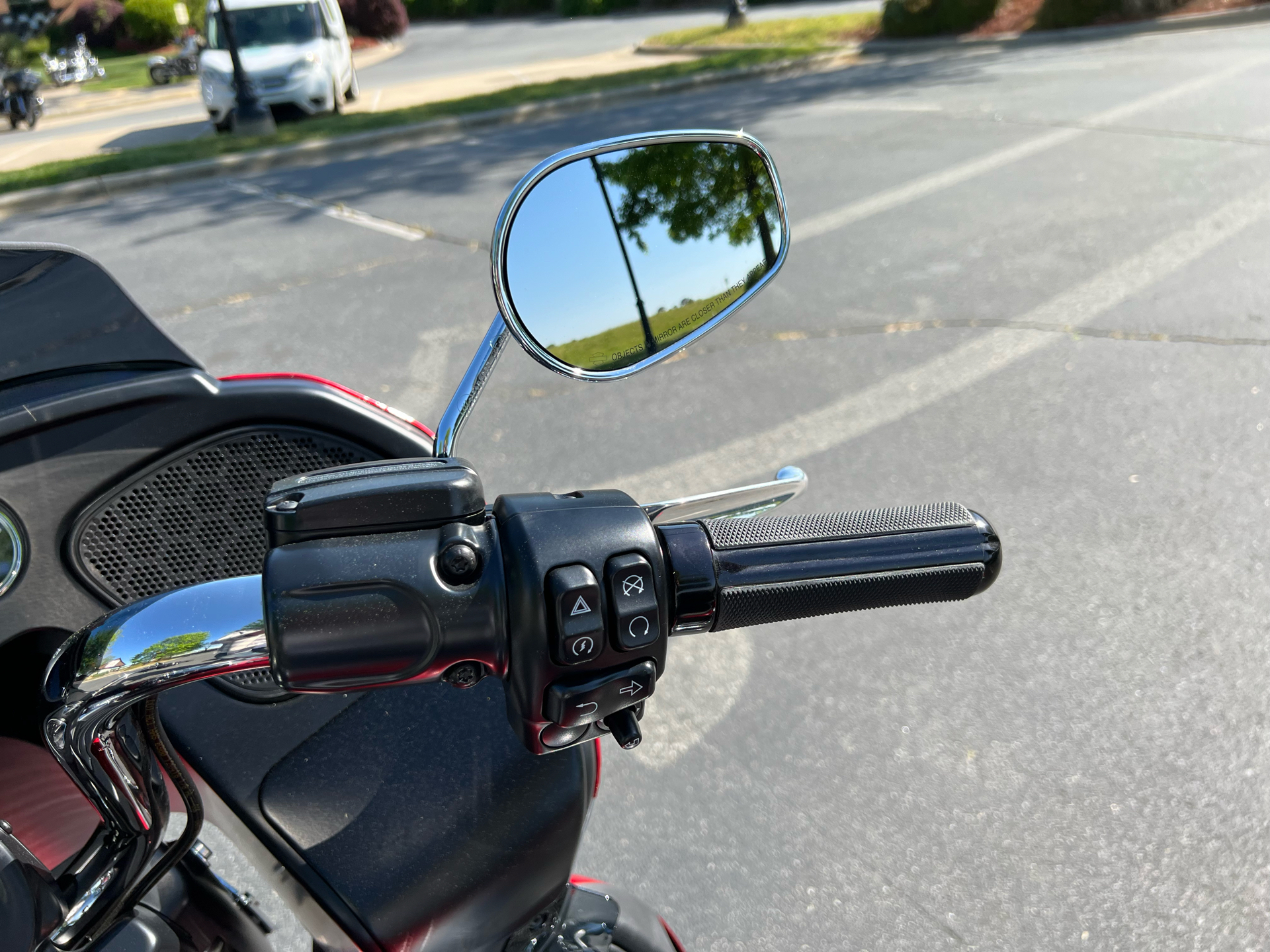 2019 Harley-Davidson Road Glide® Ultra in Burlington, North Carolina - Photo 10