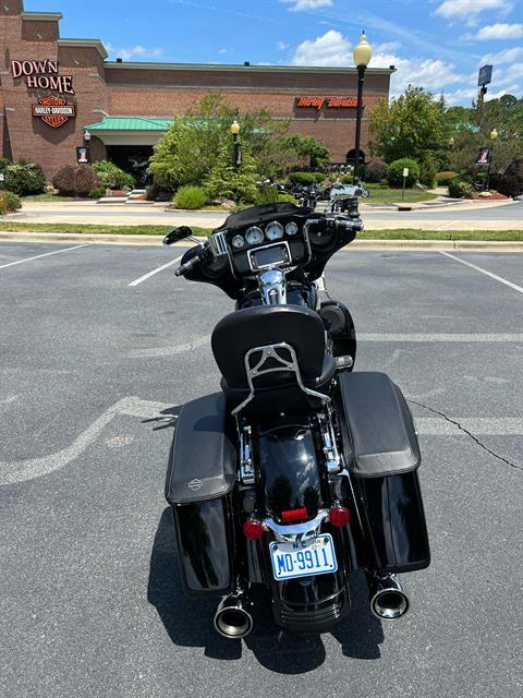 2018 Harley-Davidson Street Glide® in Burlington, North Carolina - Photo 7