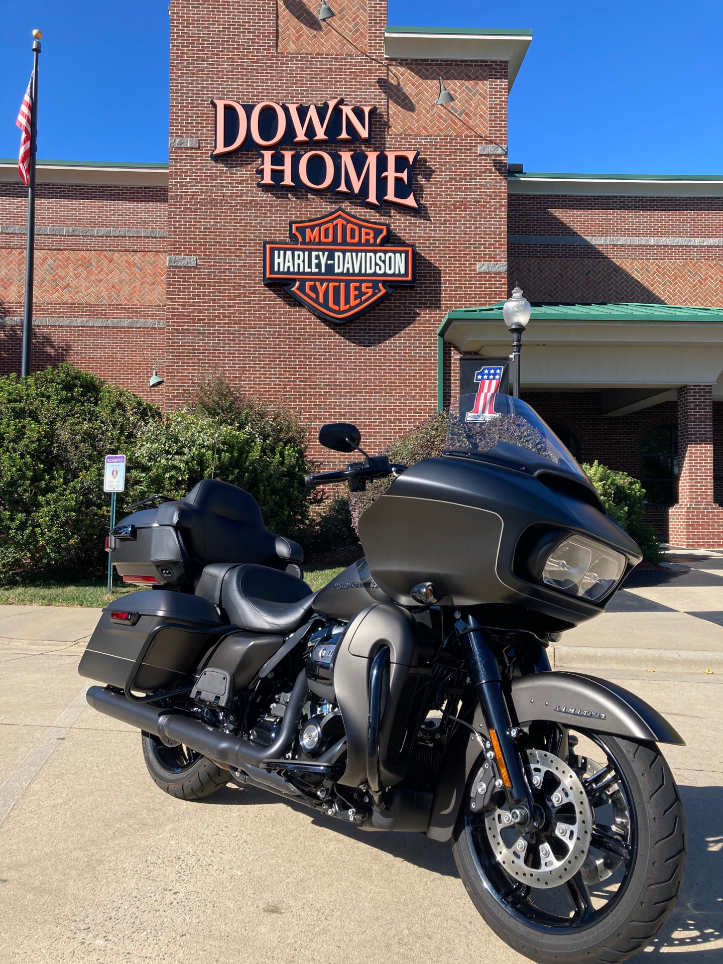 2021 Harley-Davidson Road Glide® Limited in Burlington, North Carolina - Photo 5