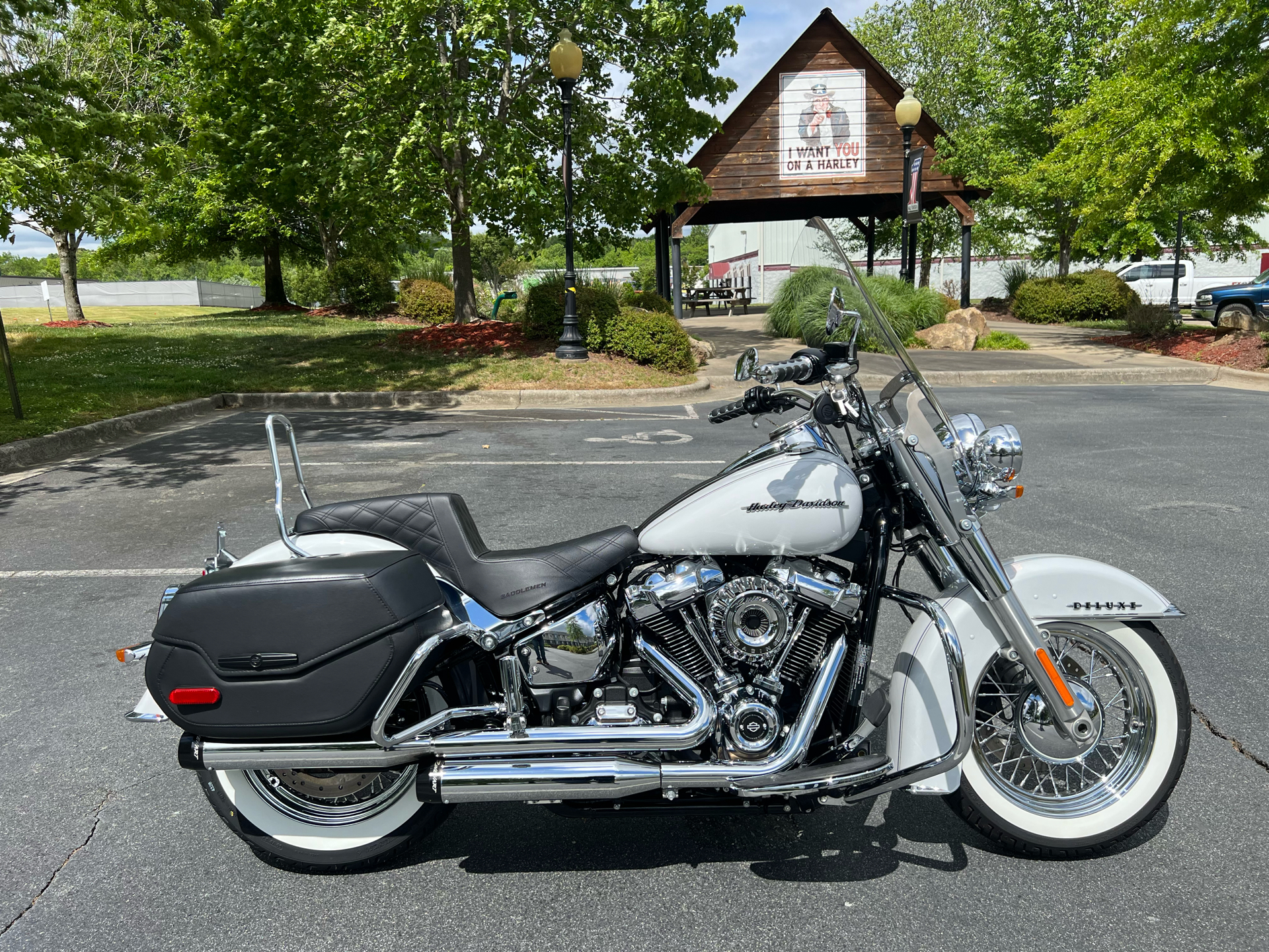2020 Harley-Davidson Deluxe in Burlington, North Carolina - Photo 1