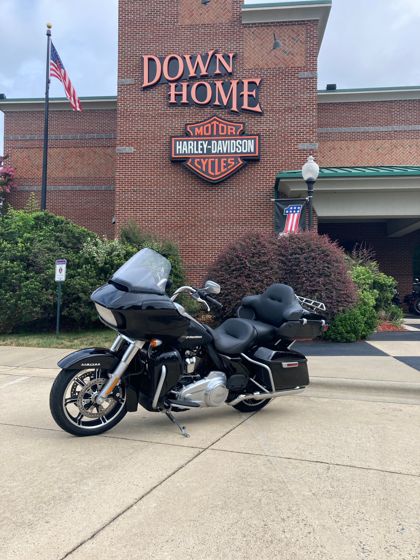 2022 Harley-Davidson Road Glide® Limited in Burlington, North Carolina - Photo 1