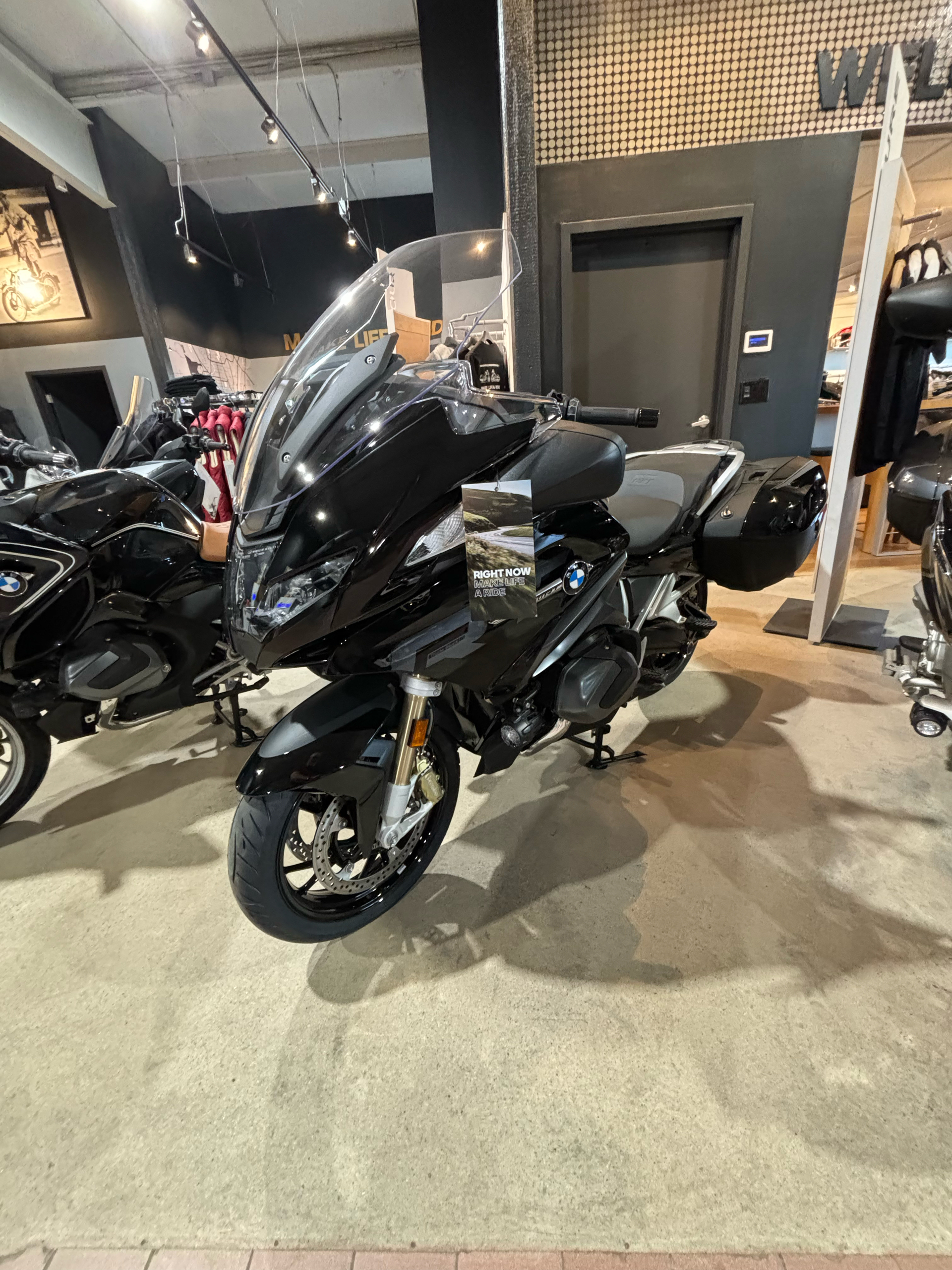 2024 BMW R 1250 RT in Sioux City, Iowa - Photo 8