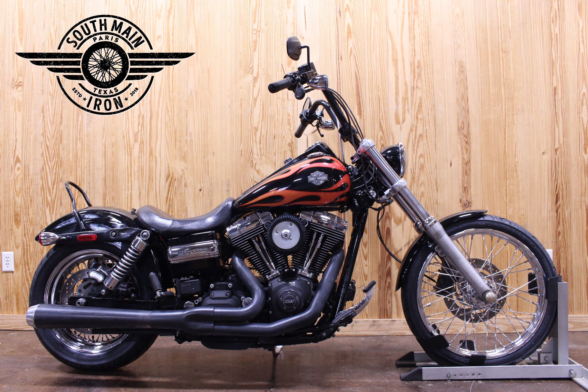 2014 Harley-Davidson Dyna® Wide Glide® in Paris, Texas - Photo 2
